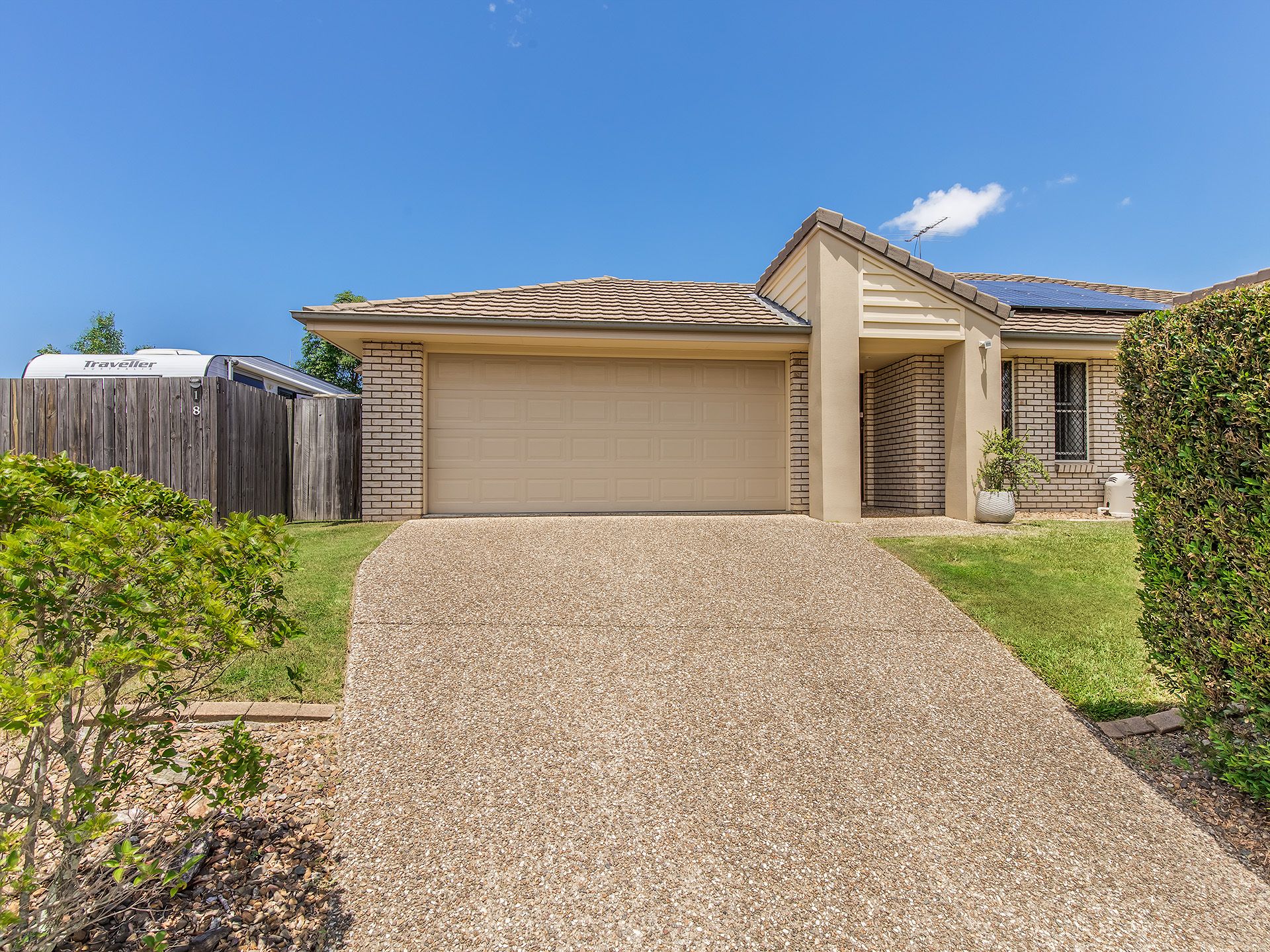 8 Jasmine Circuit, Ormeau QLD 4208
