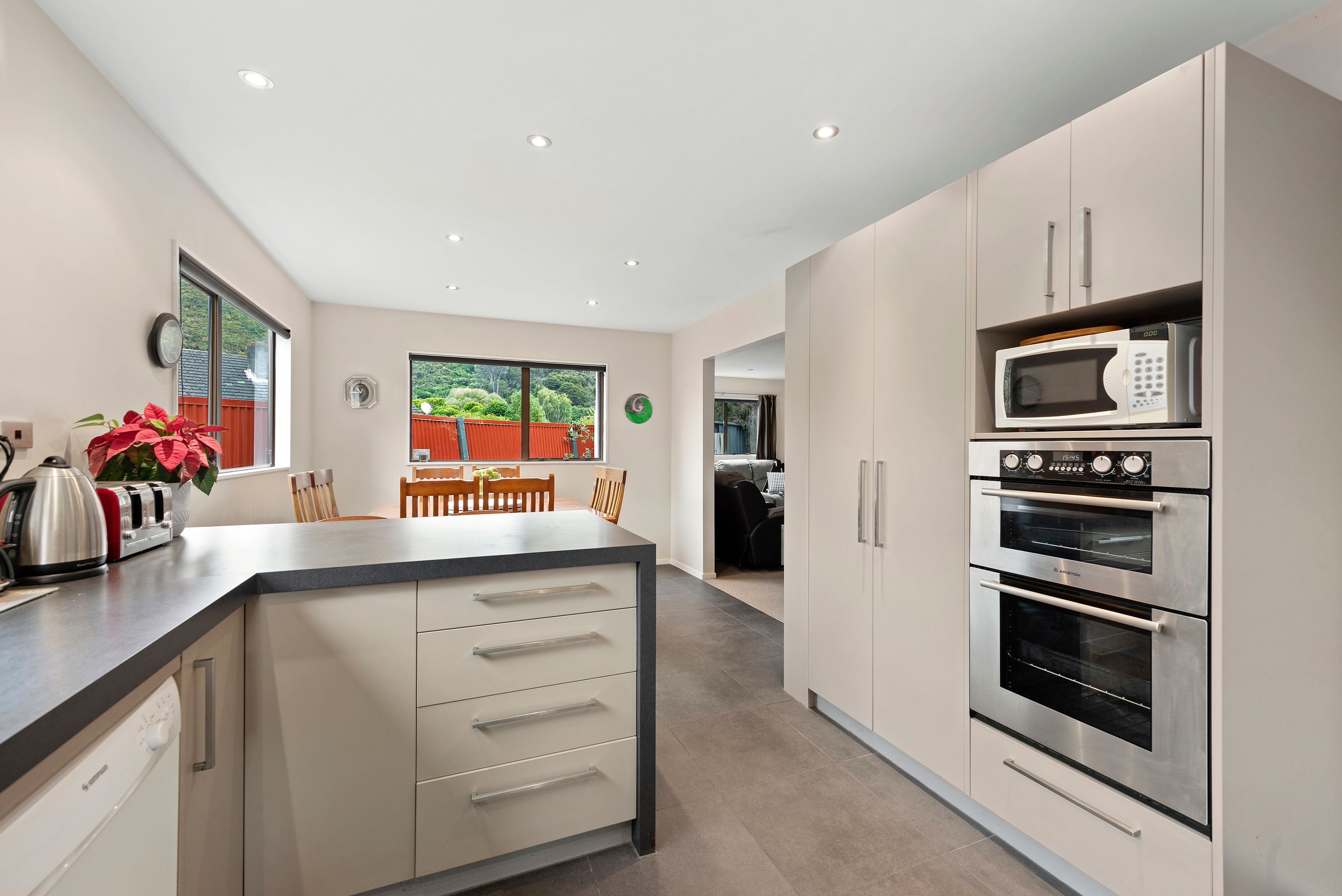 2A Burke Grove, Naenae, Lower Hutt City