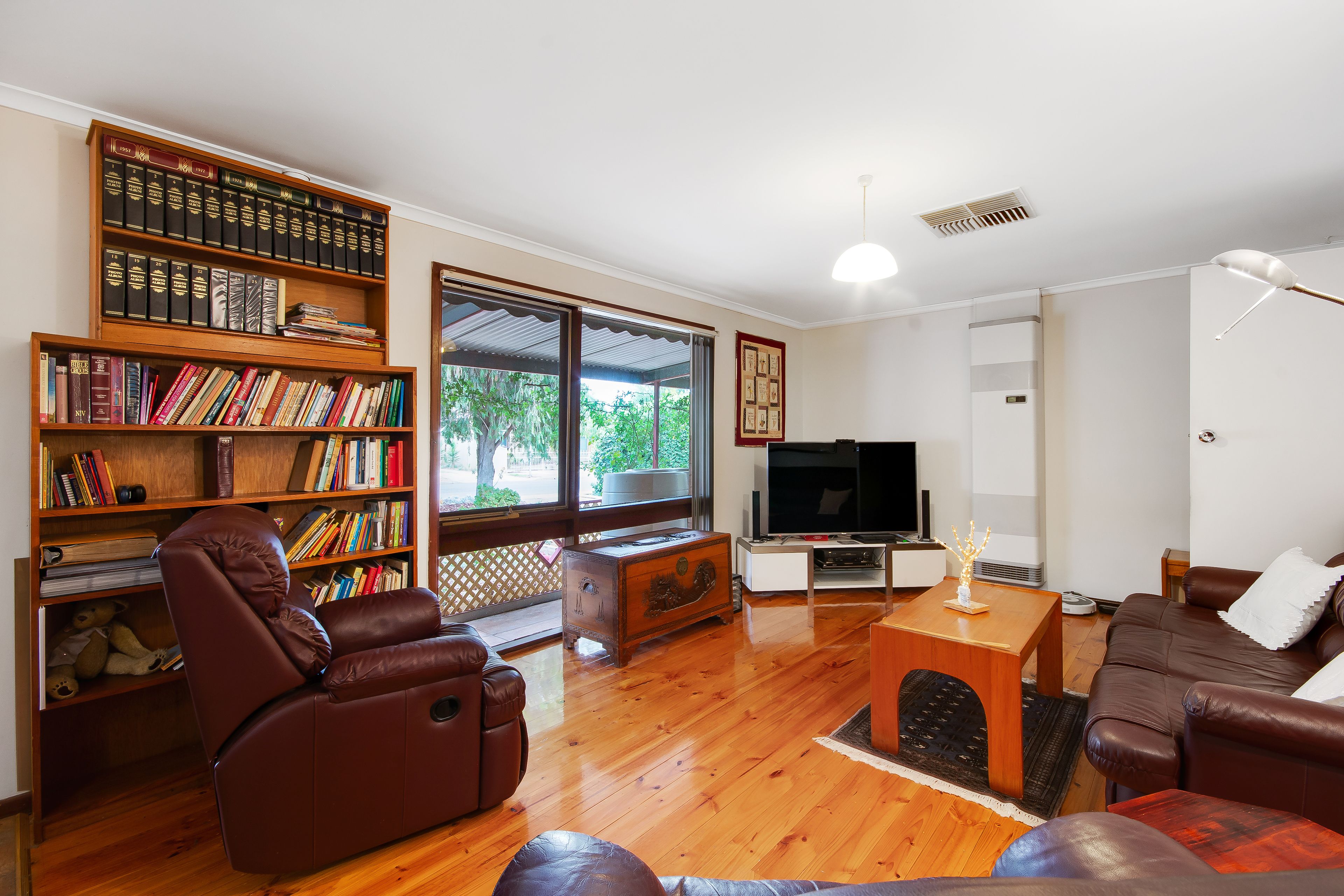 6 Lulama Crescent, Munno Para, SA 5115