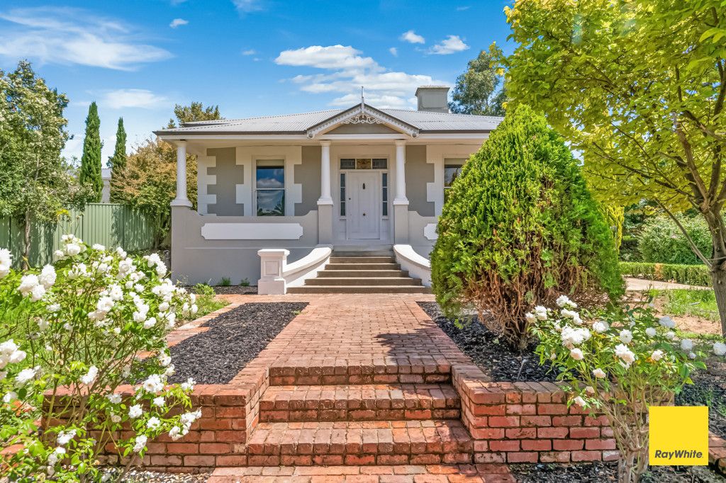 11 Harrison Street — photo from Ray White Bendigo