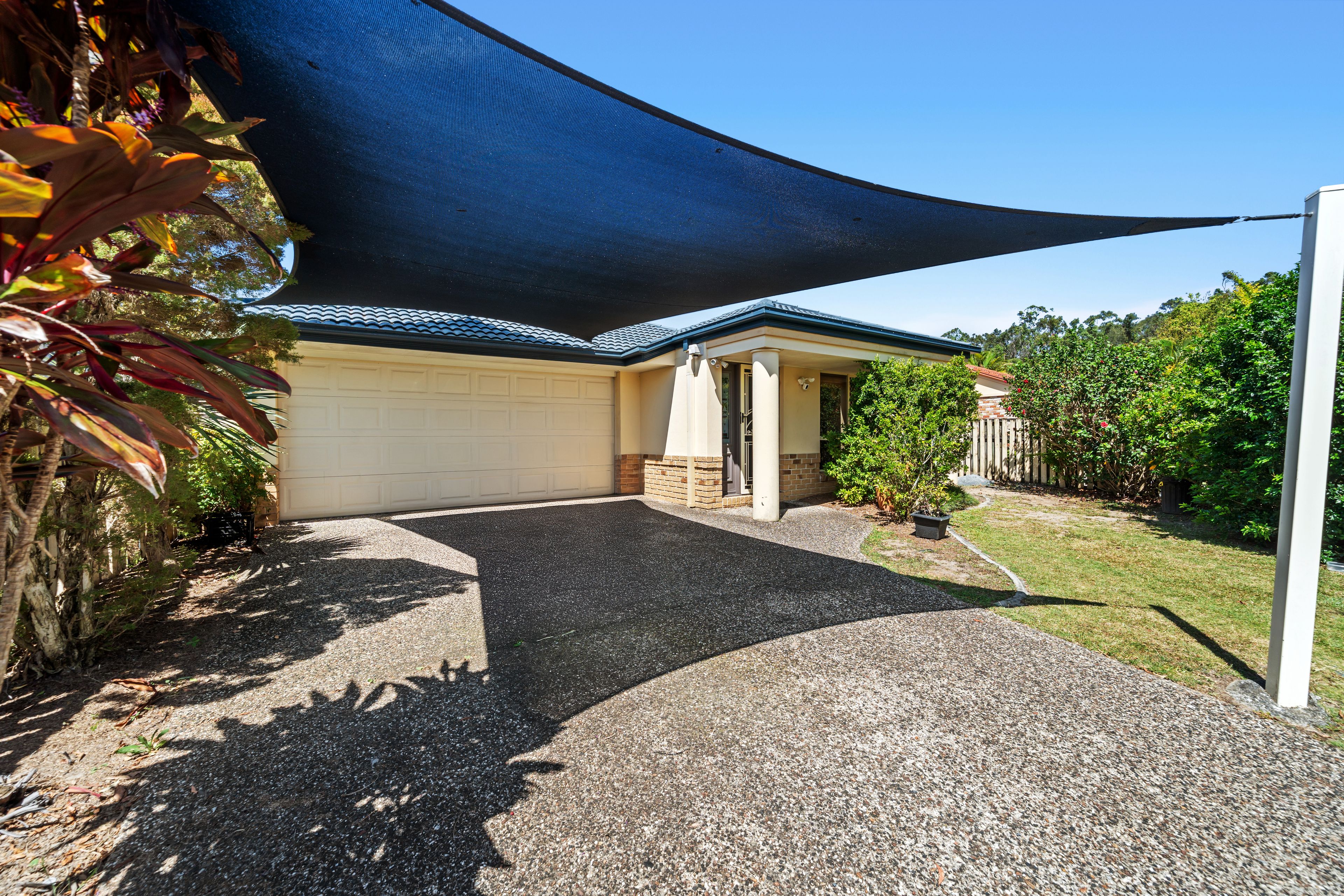 25 Swanton Drive, Mudgeeraba, QLD 4213