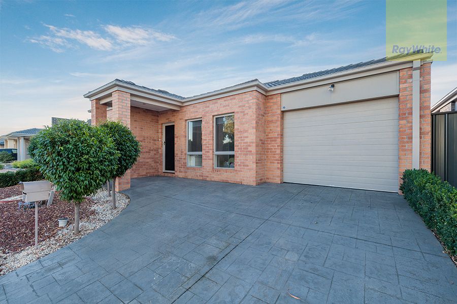17 Dempster Drive, Craigieburn, VIC 3064