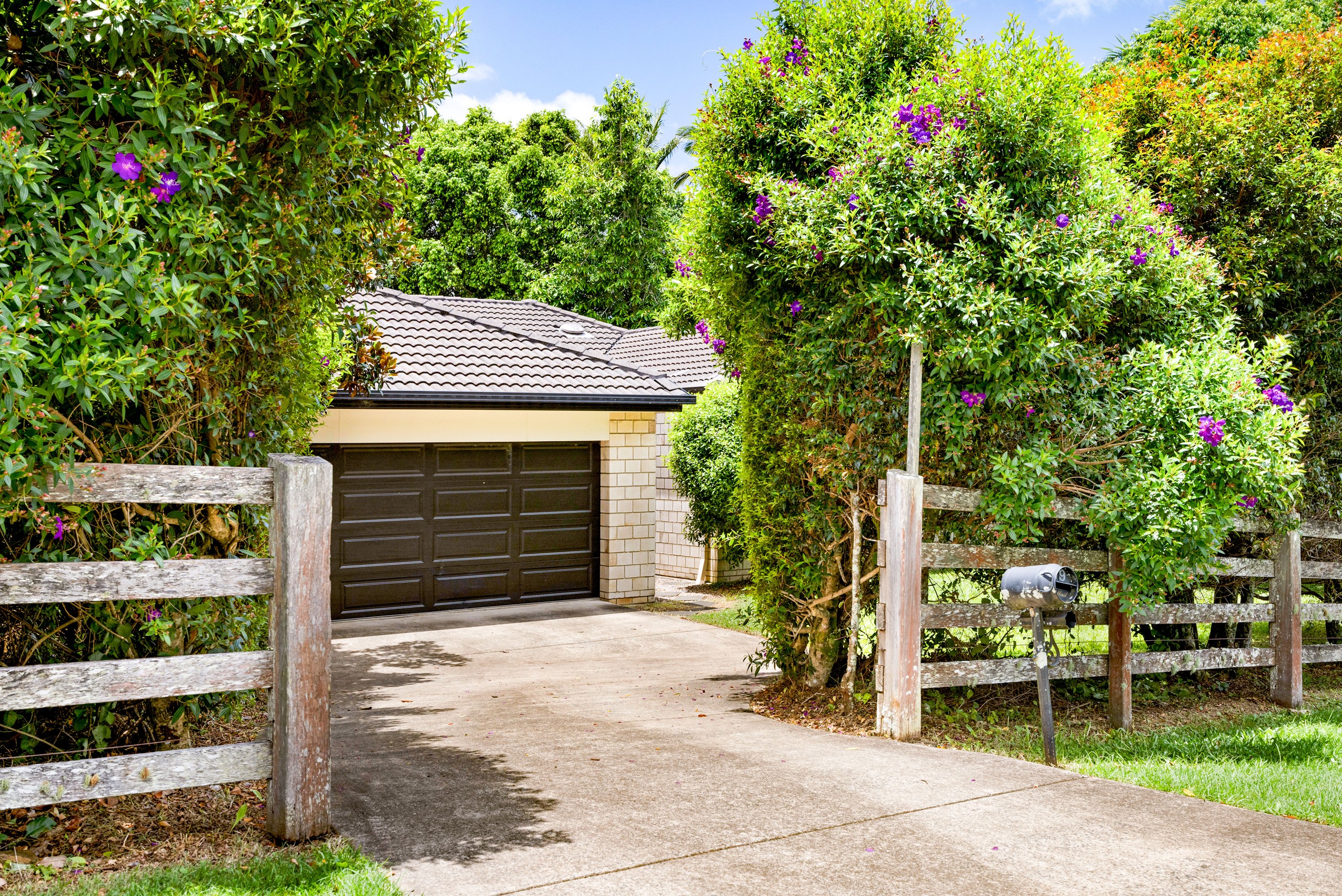 9 Dixon Avenue, Maleny, QLD 4552