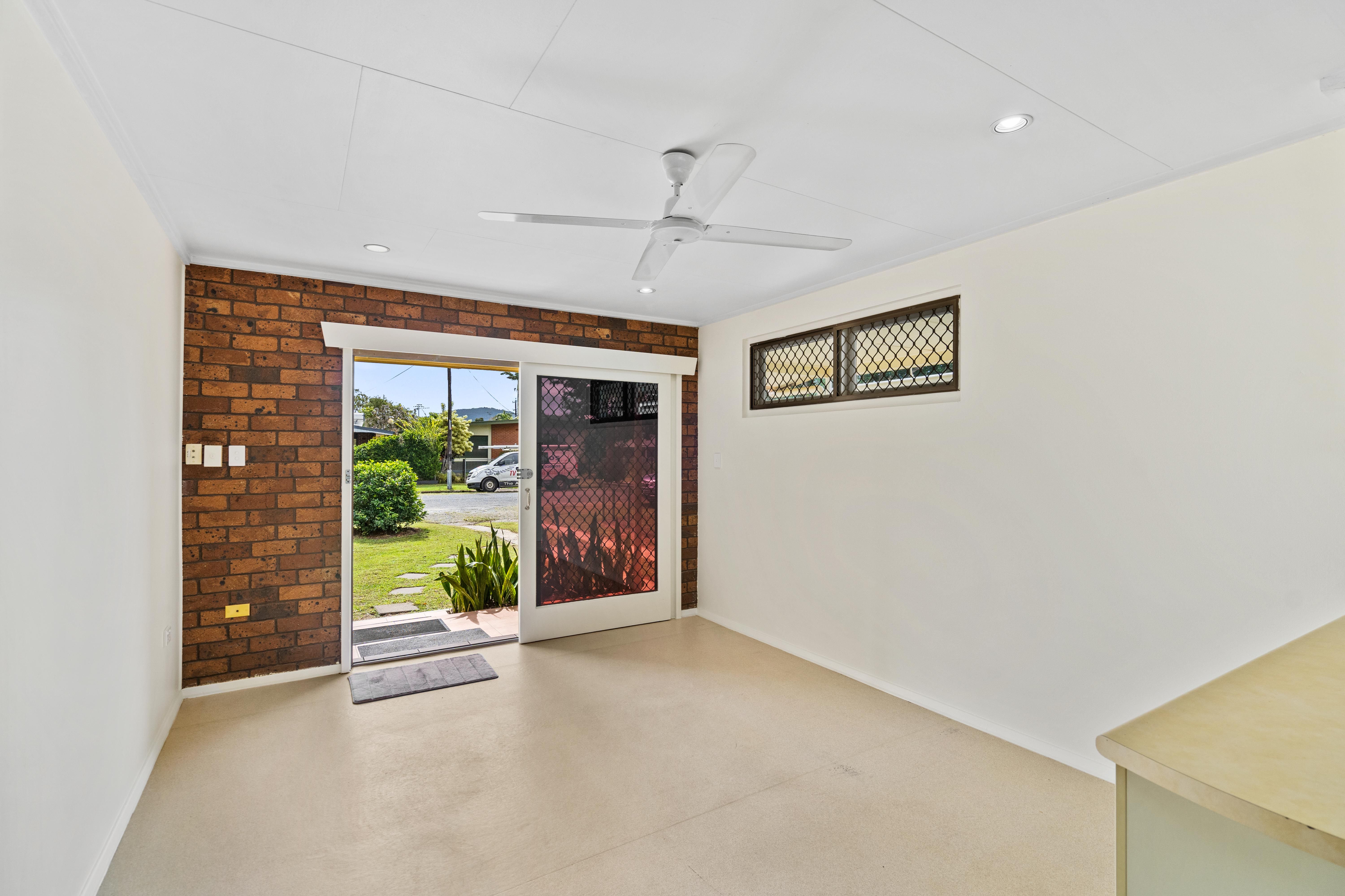 13 Hogan Street — photo 5 of 16