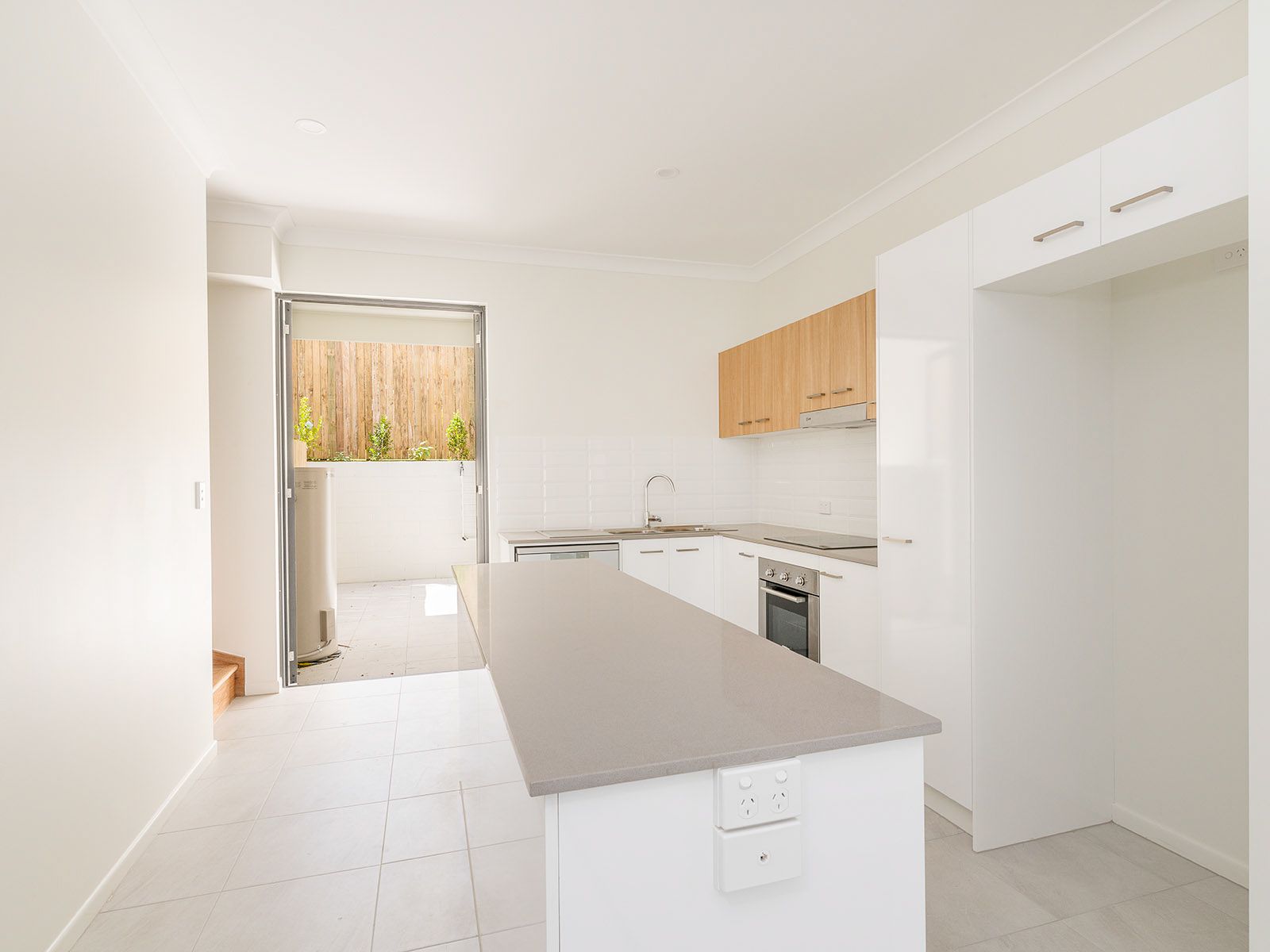 2/64 Renton Street, Camp Hill, QLD 4152