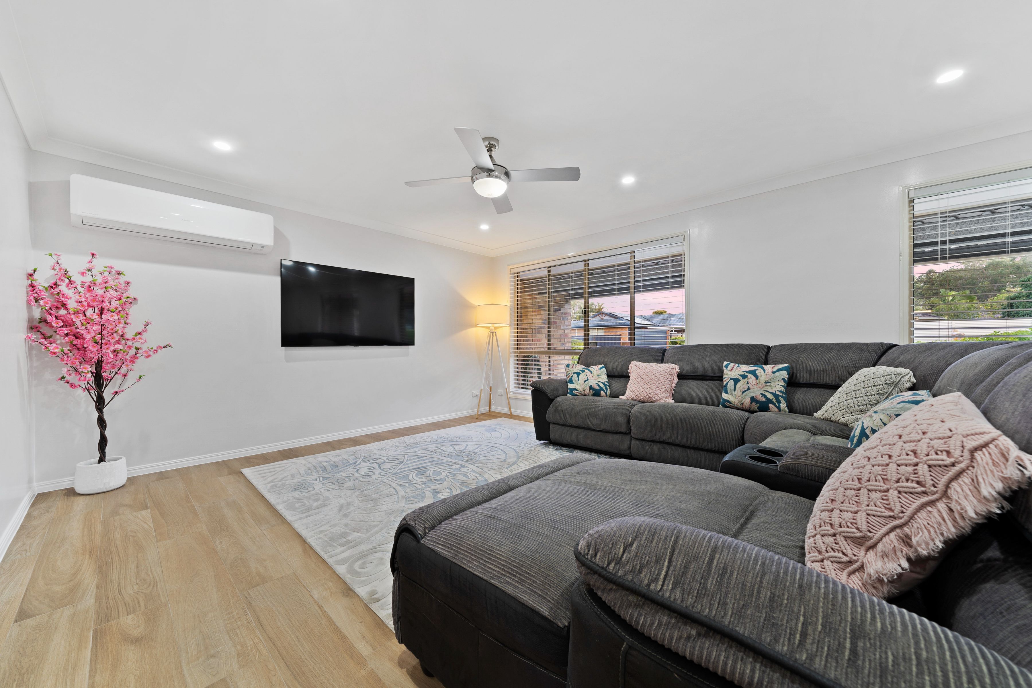 9 Murrumbidgee Street, Hillcrest, QLD 4118