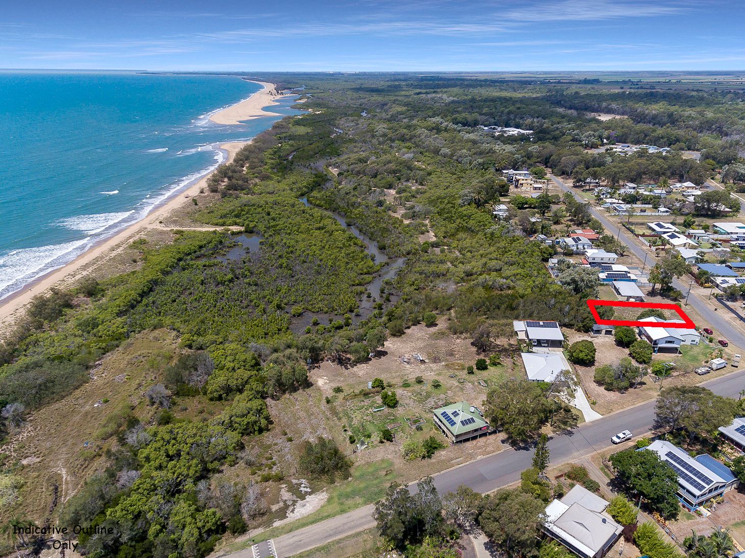 3 Kindt Street, Moore Park Beach, QLD 4670