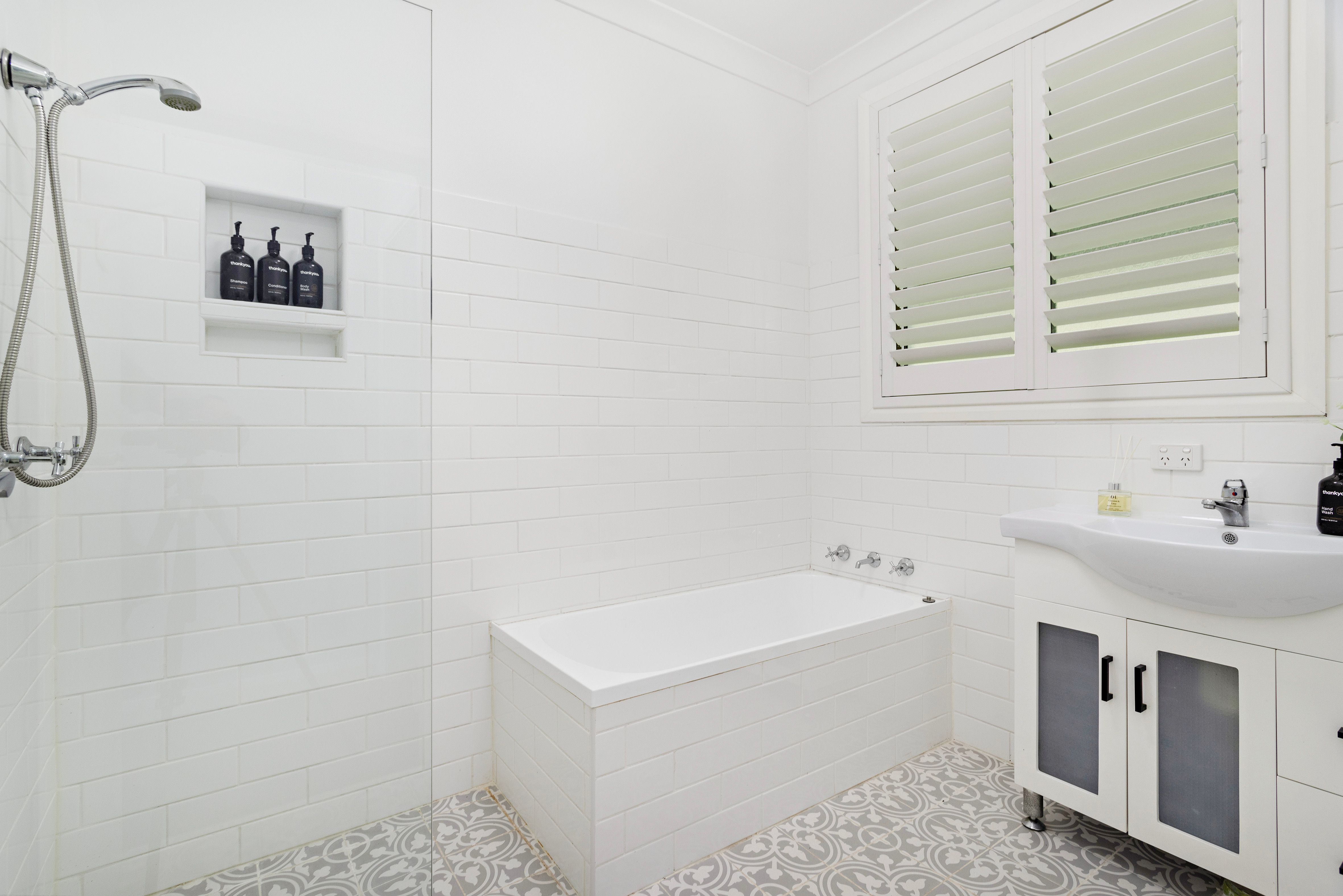 40 Tomlins Road — photo 13 of 20