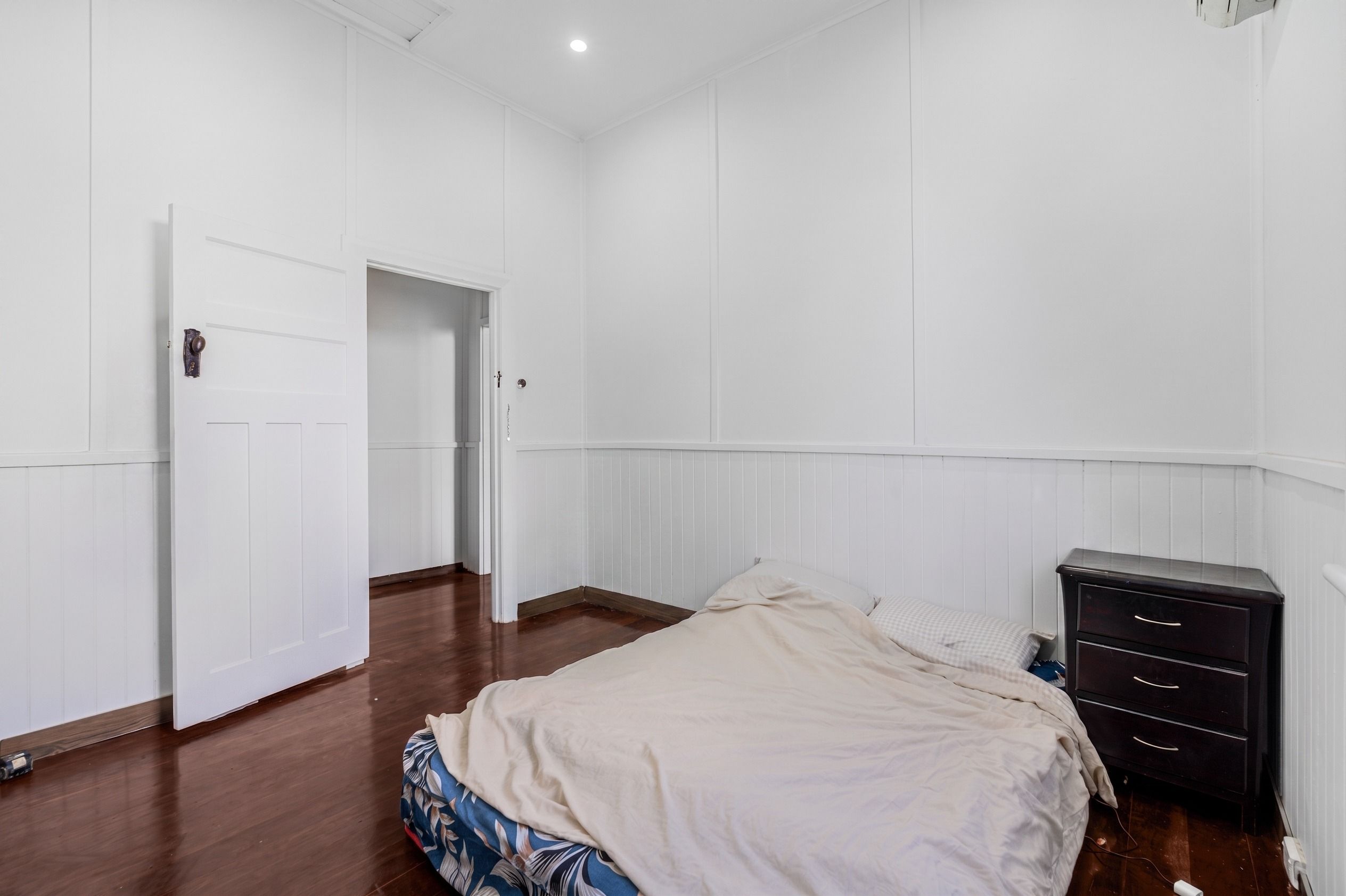 27 Fourth Road — photo 10 of 19