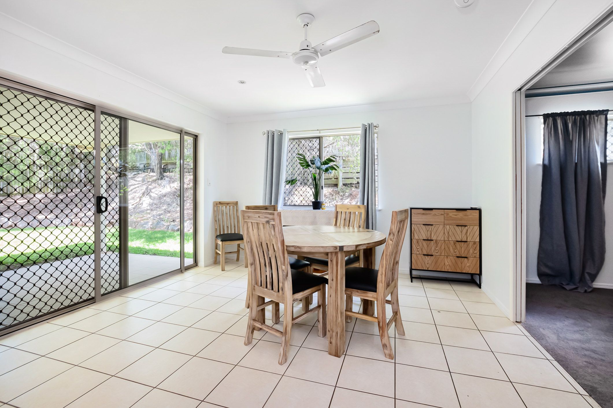 42 Emmadale Drive — photo 7 of 21