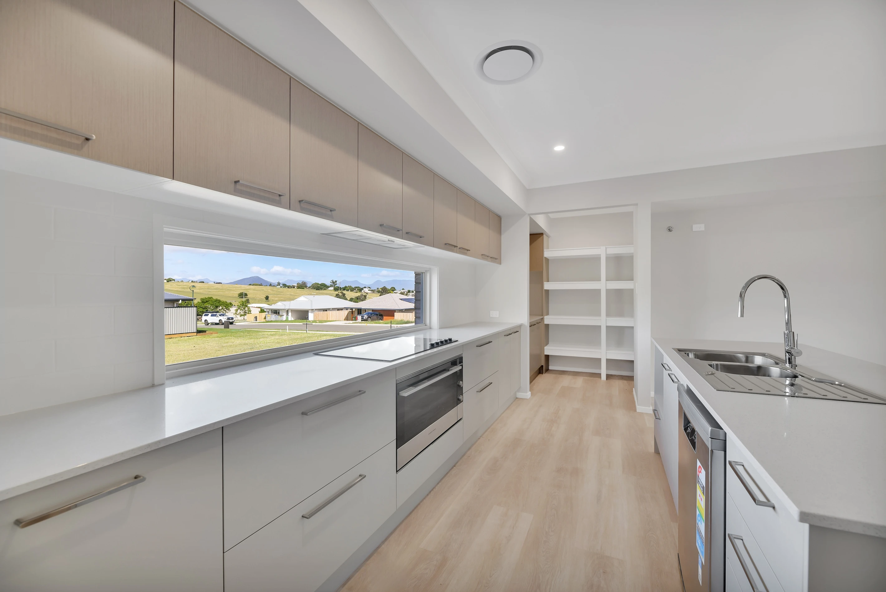 24 Pioneer Drive, Kalbar, QLD 4309