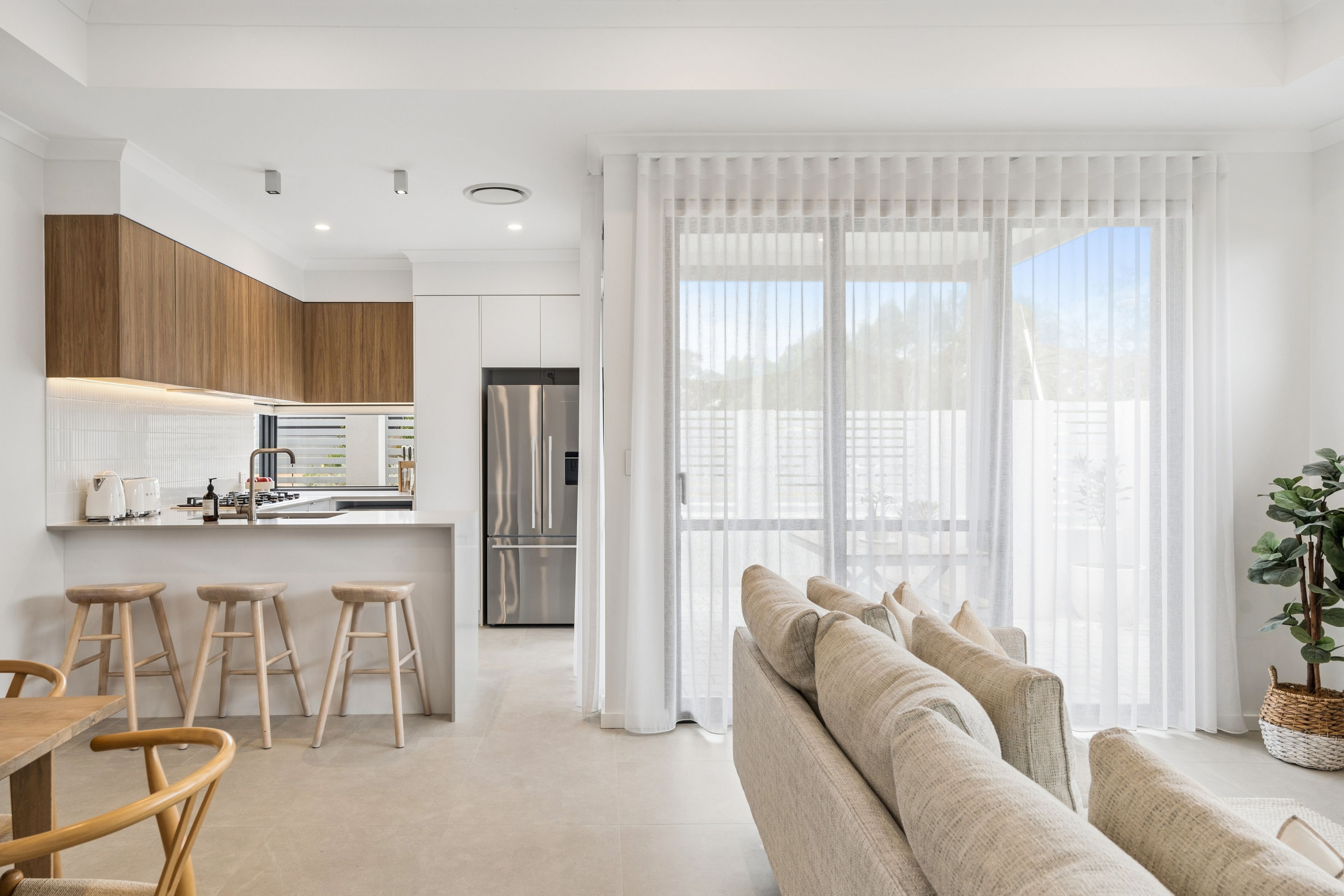 1/8 Koombana Way — photo 6 of 27