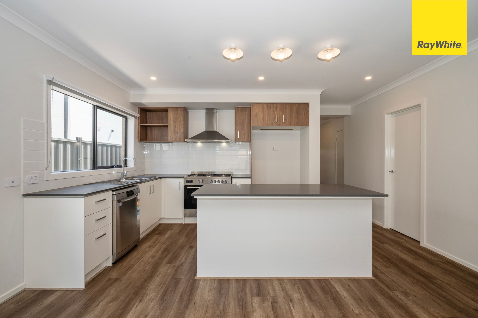 4 Trookfield Street — photo 5 of 17