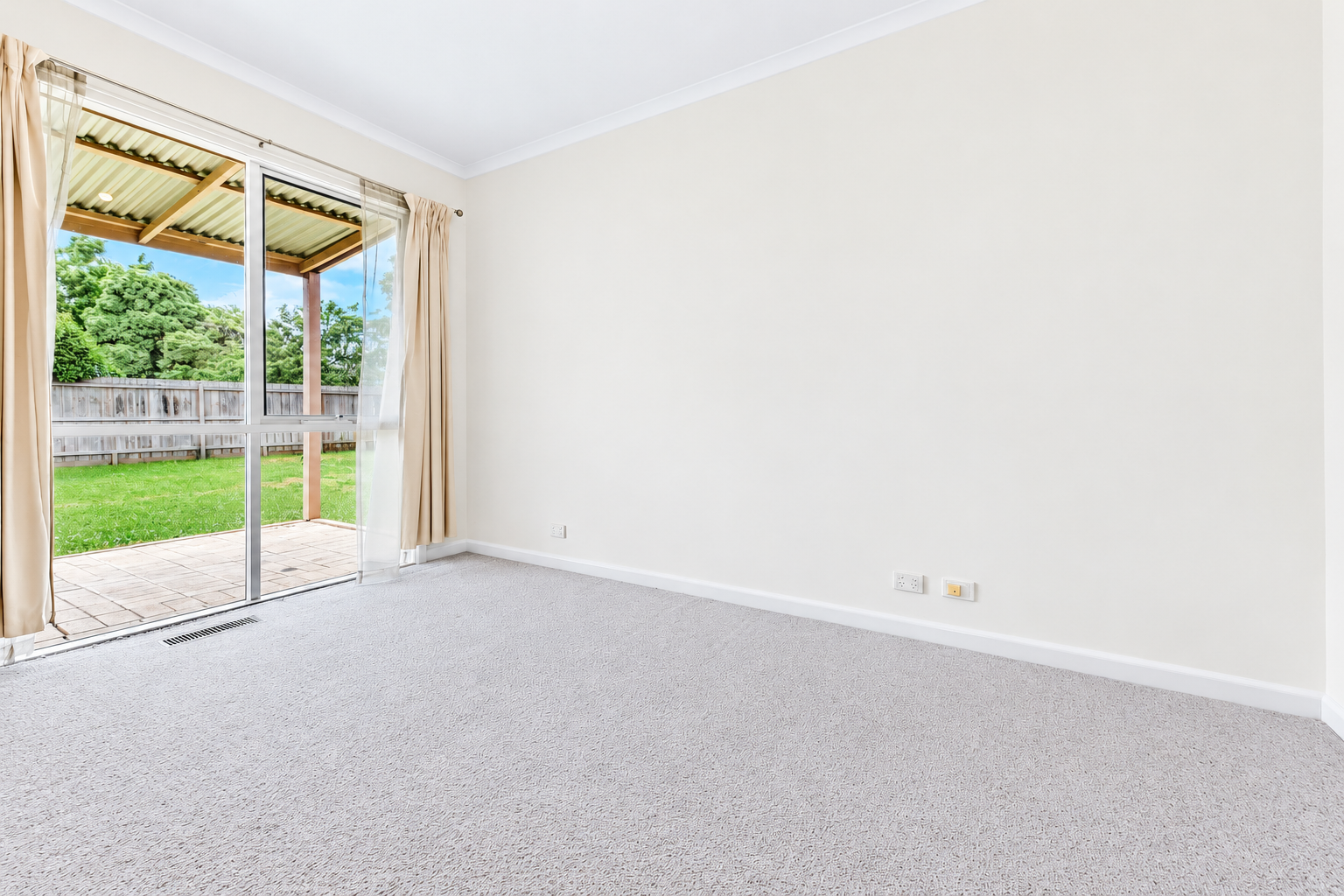 37 Studley Street — photo 13 of 20