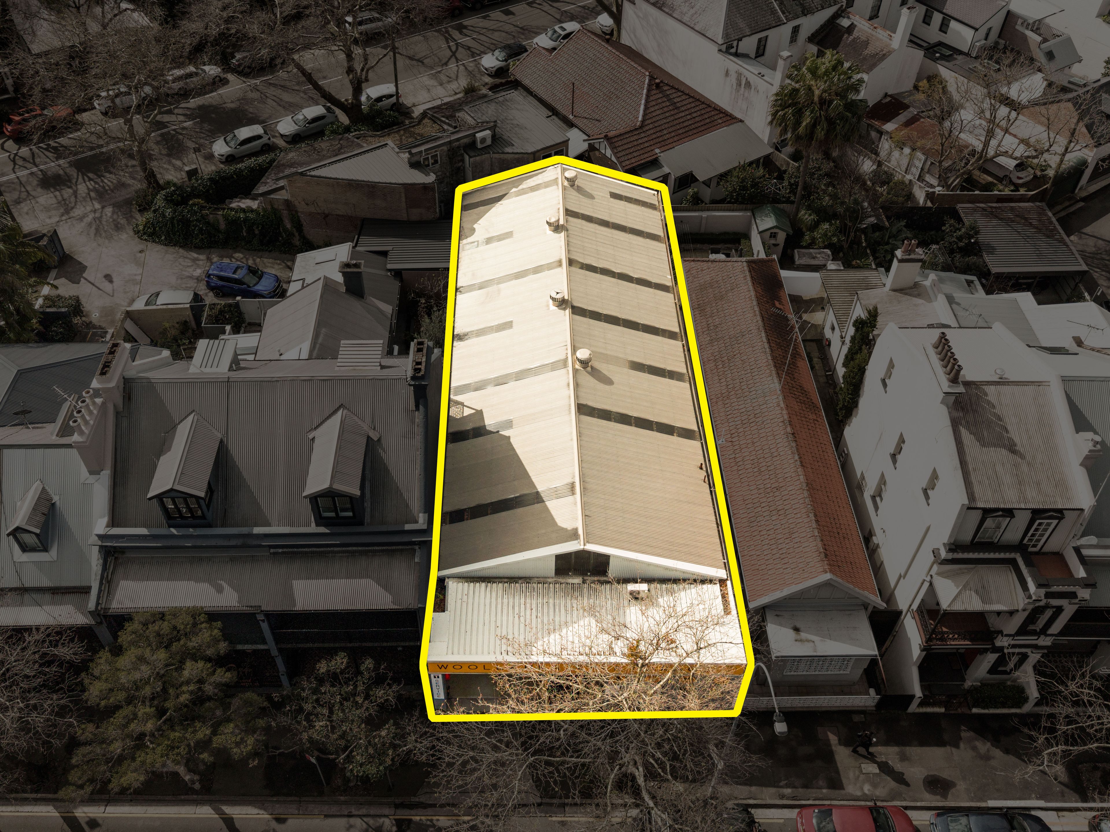 48 Oxford Street — photo 6 of 6