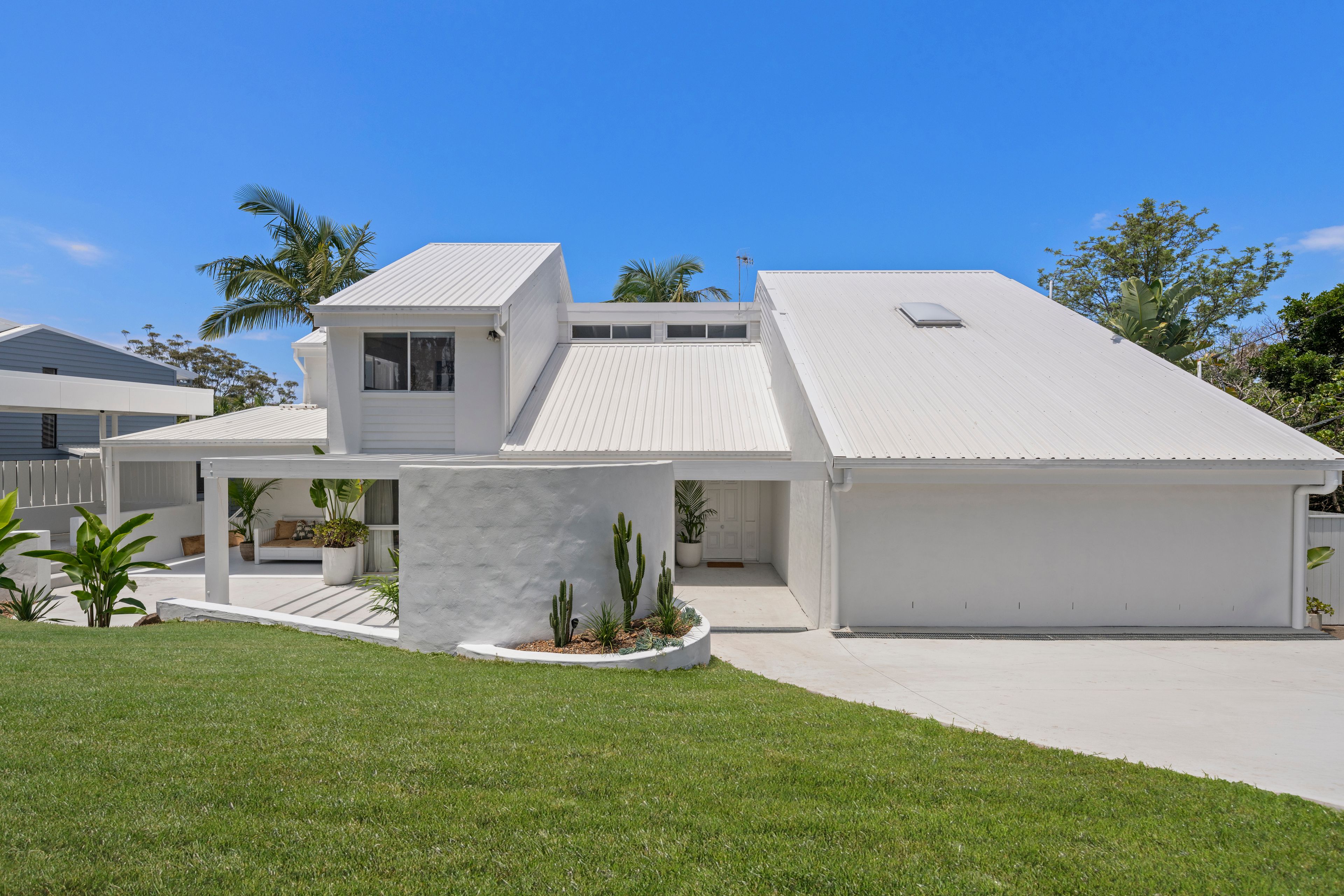3 Tanjenong Place, Burleigh Heads, QLD 4220