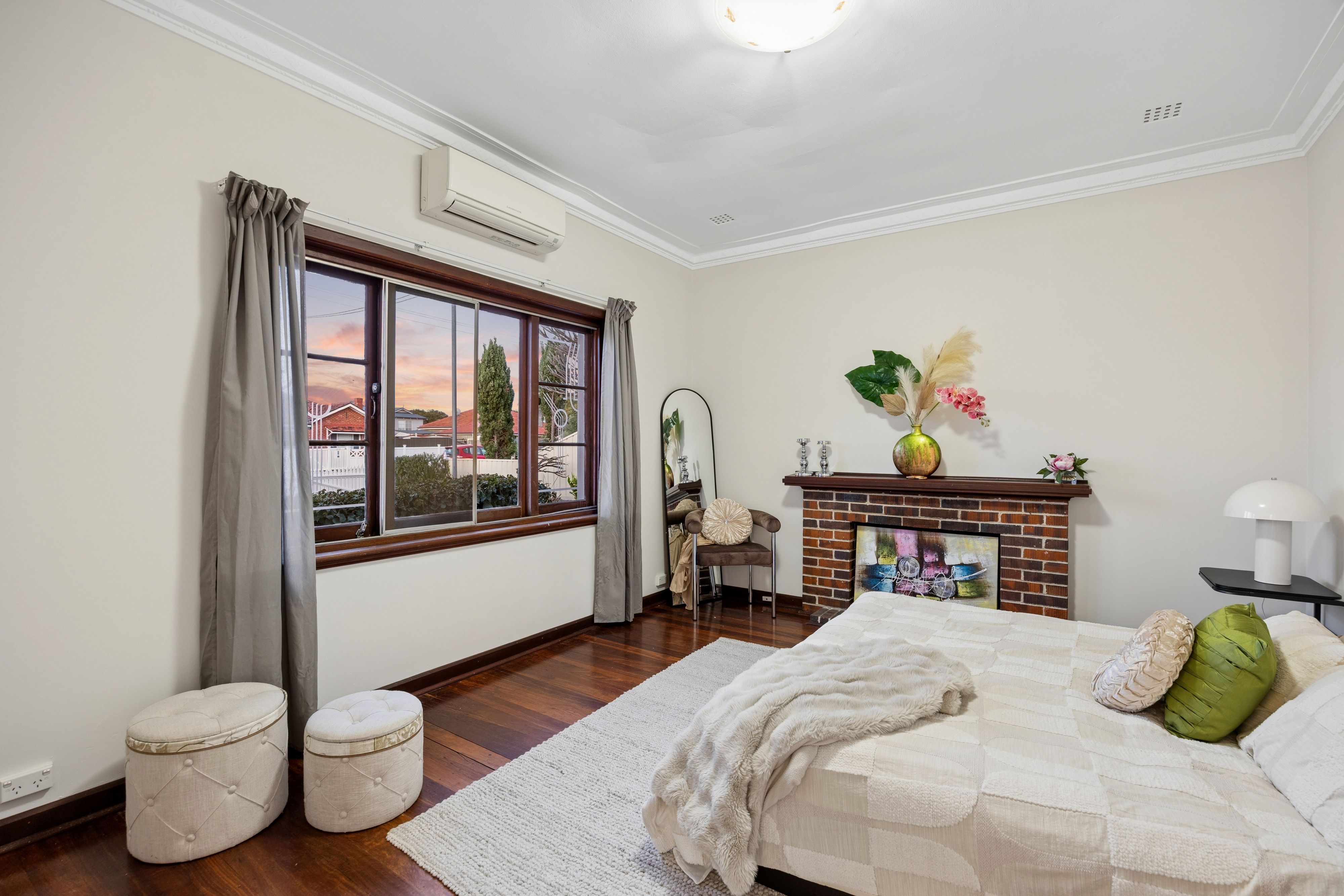 207 Rosebery Street — photo 4 of 24