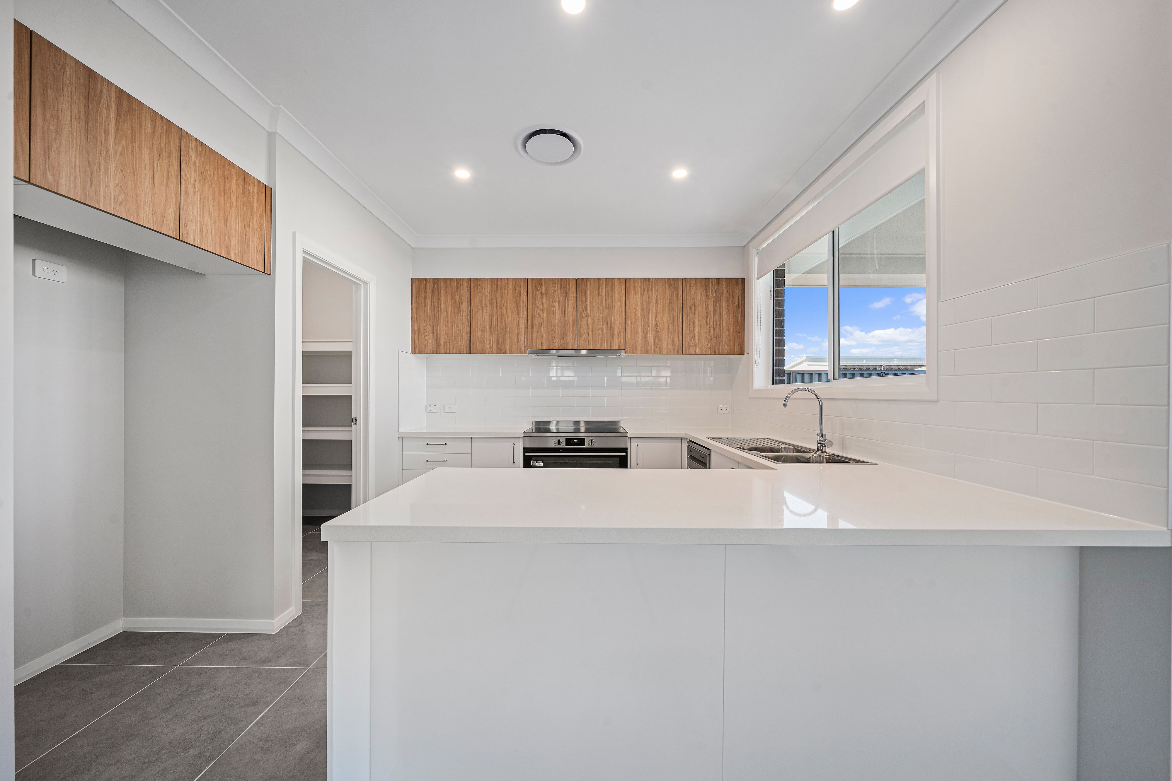 45 Coalminer Drive, Calderwood, NSW 2527