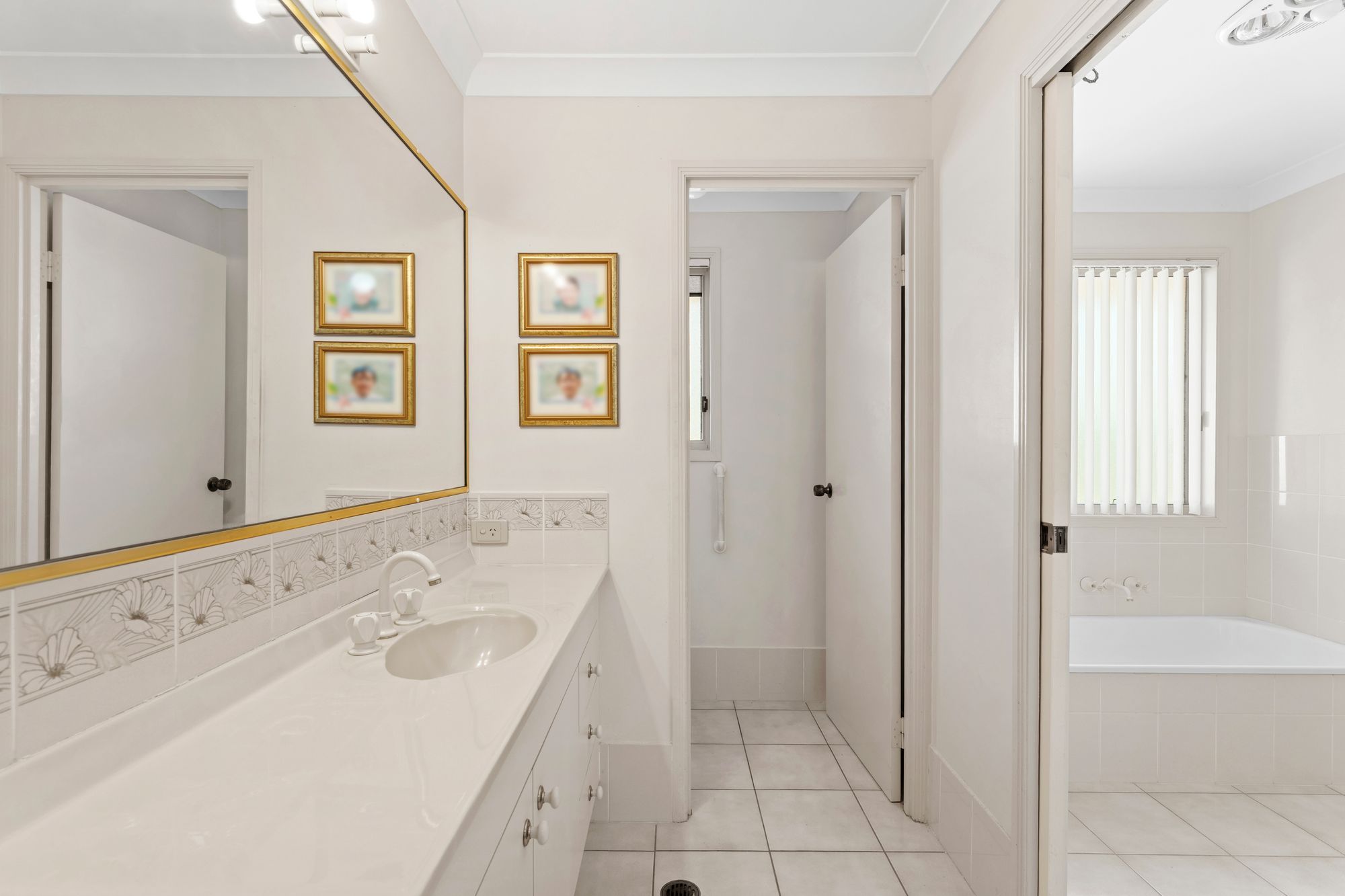 11 Nottingham Place — photo 19 of 27