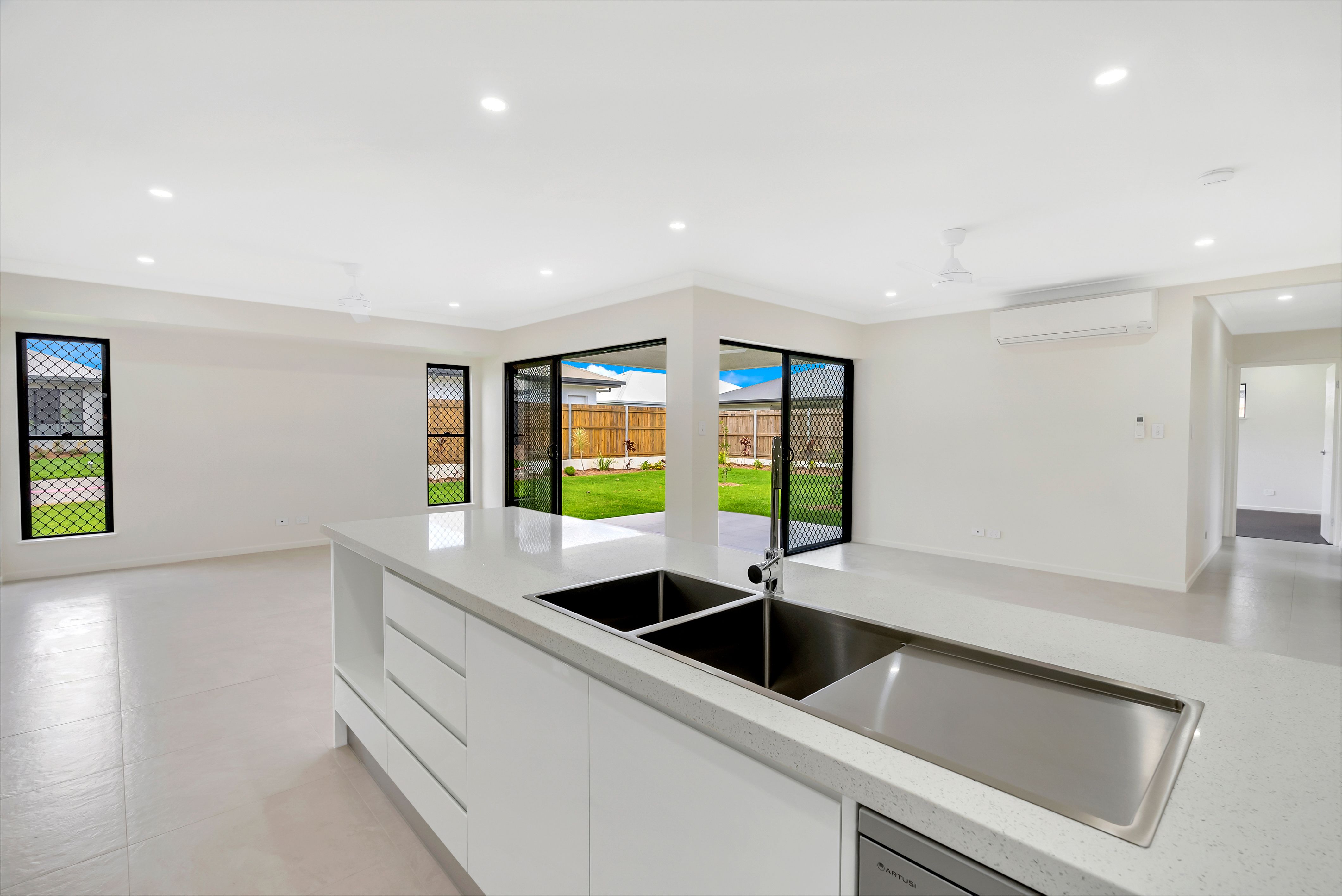 34 Moorinya Circuit, Mount Peter, QLD 4869