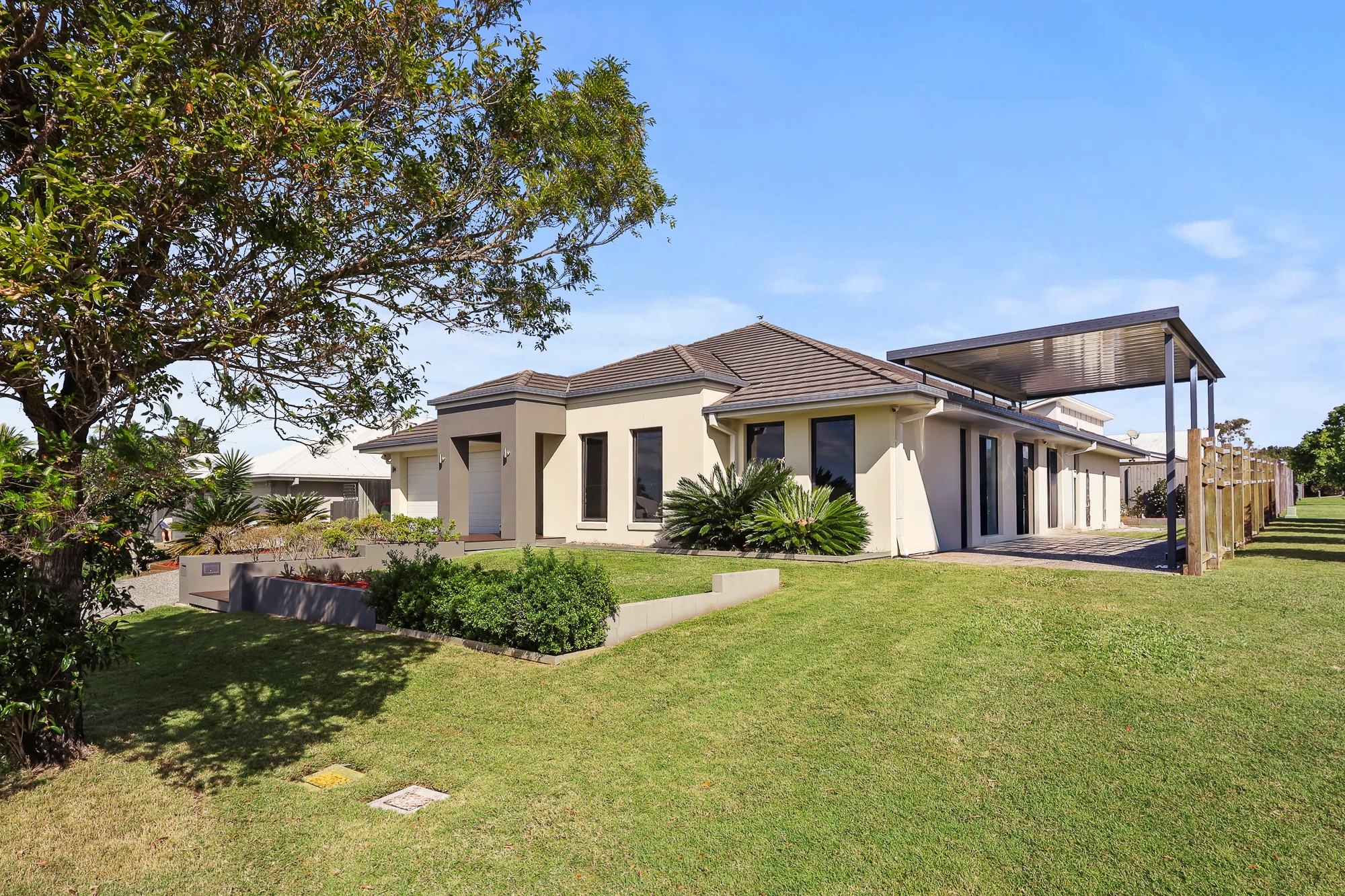 2 Carrybridge Close, Warner, QLD 4500