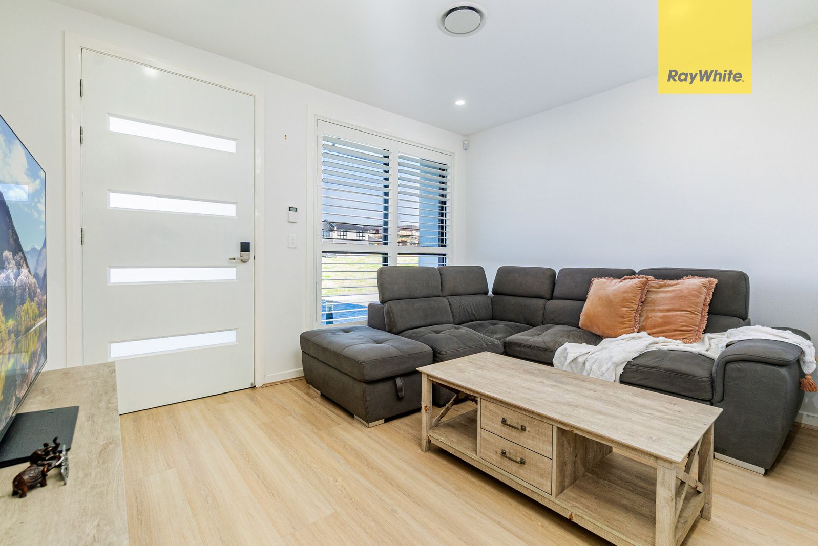 10 Beutel Glade, Riverstone, NSW 2765