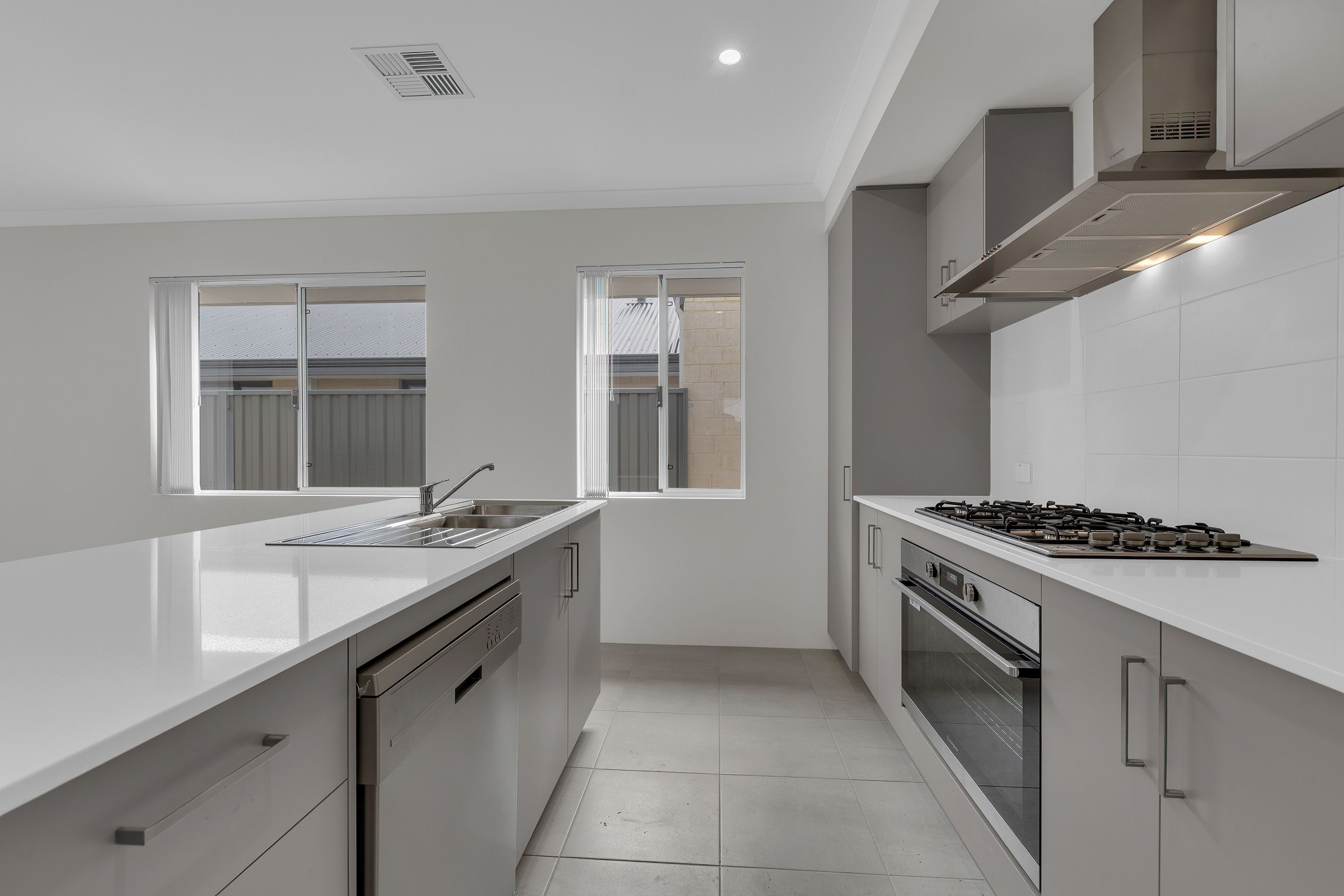 24 Mainmast Way, Port Kennedy, WA 6172