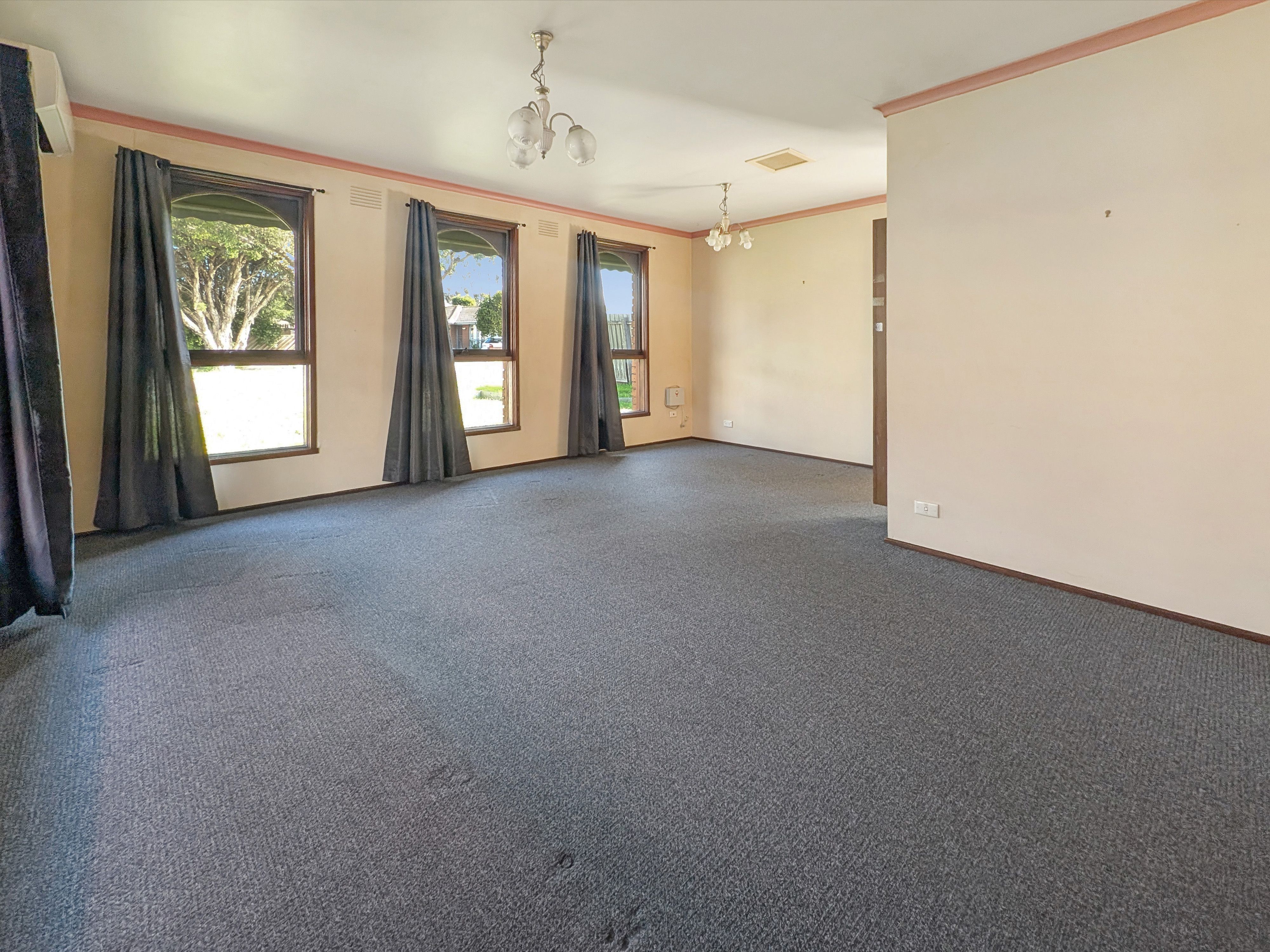 52 Fairbairn Road, Cranbourne, VIC 3977
