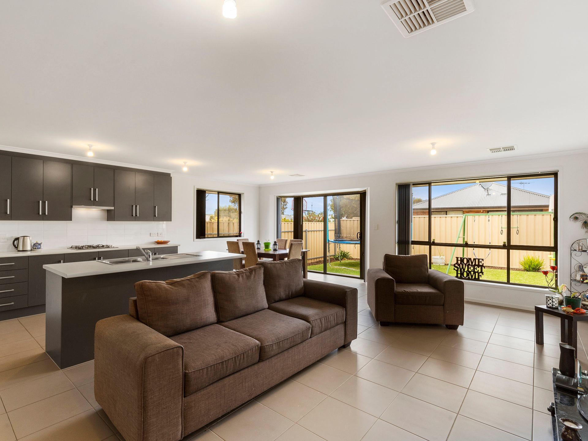 12 Ship Street, Seaford Meadows SA 5169
