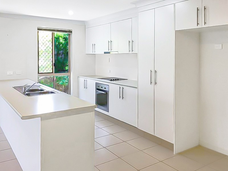27 Ascent Street, Upper Kedron, QLD 4055