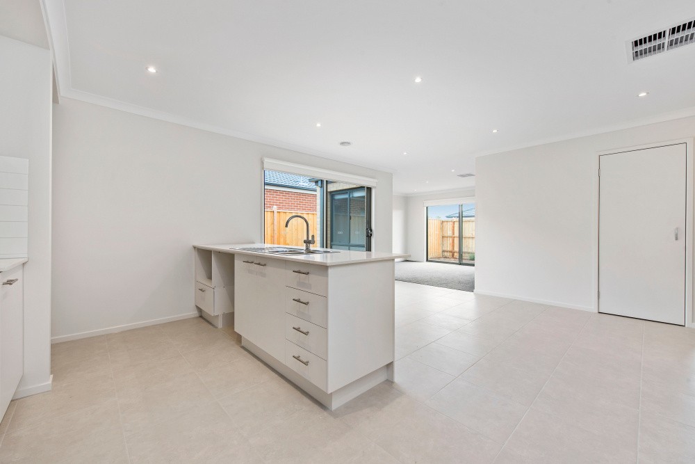 10 Ellen Way, Officer, VIC 3809