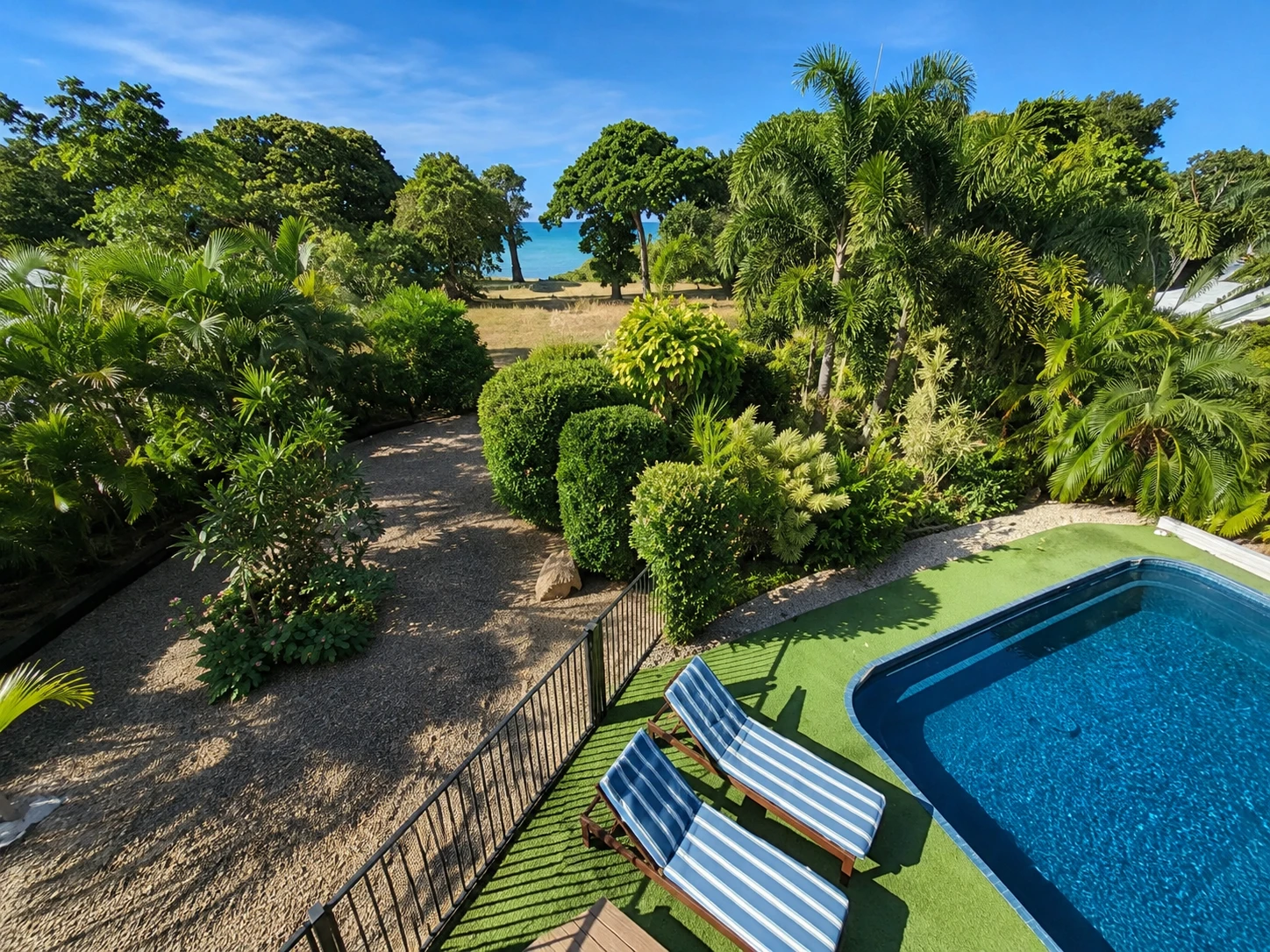 104 Gloucester Avenue, Hideaway Bay, QLD 4800