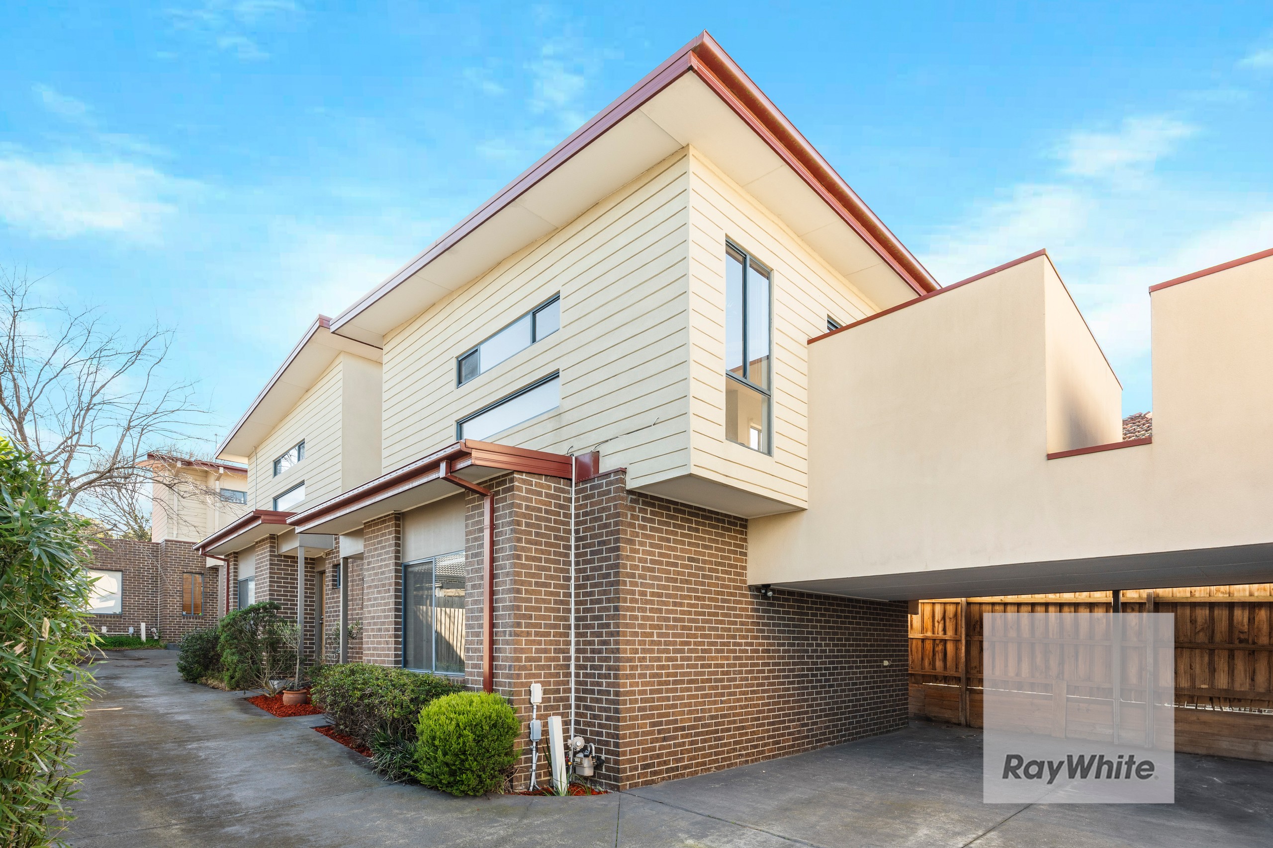 2/6 Miranda Road, Reservoir, VIC 3073