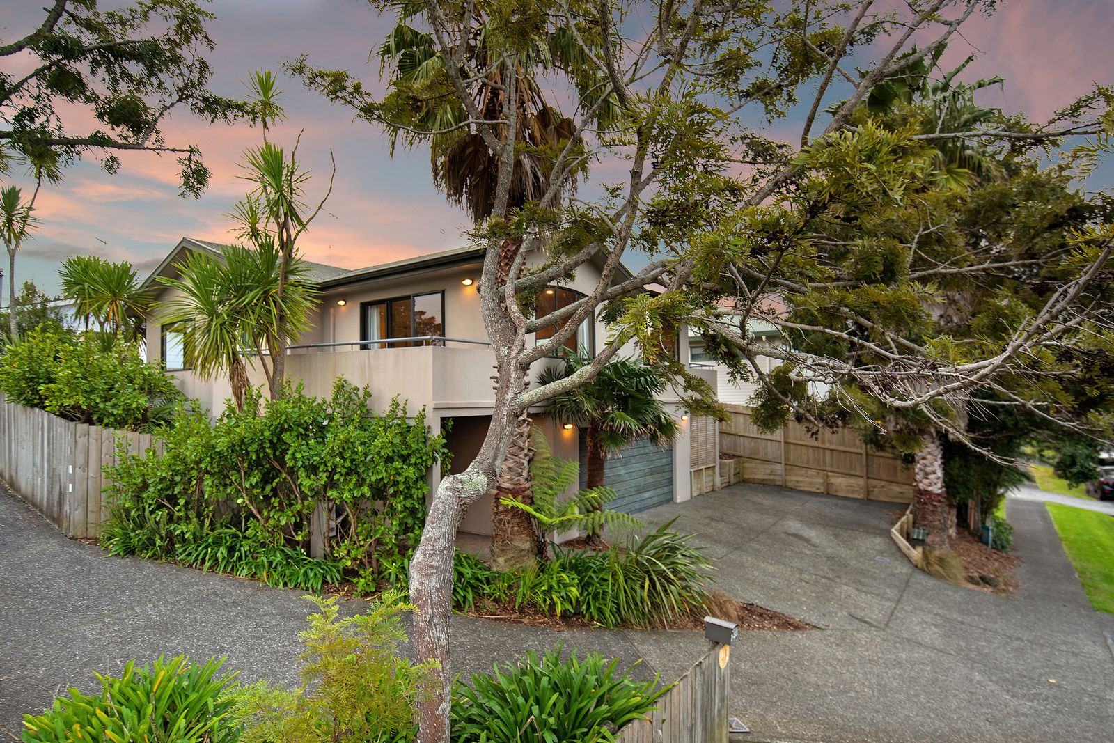 2/23 Peach Road, Glenfield, North Shore City