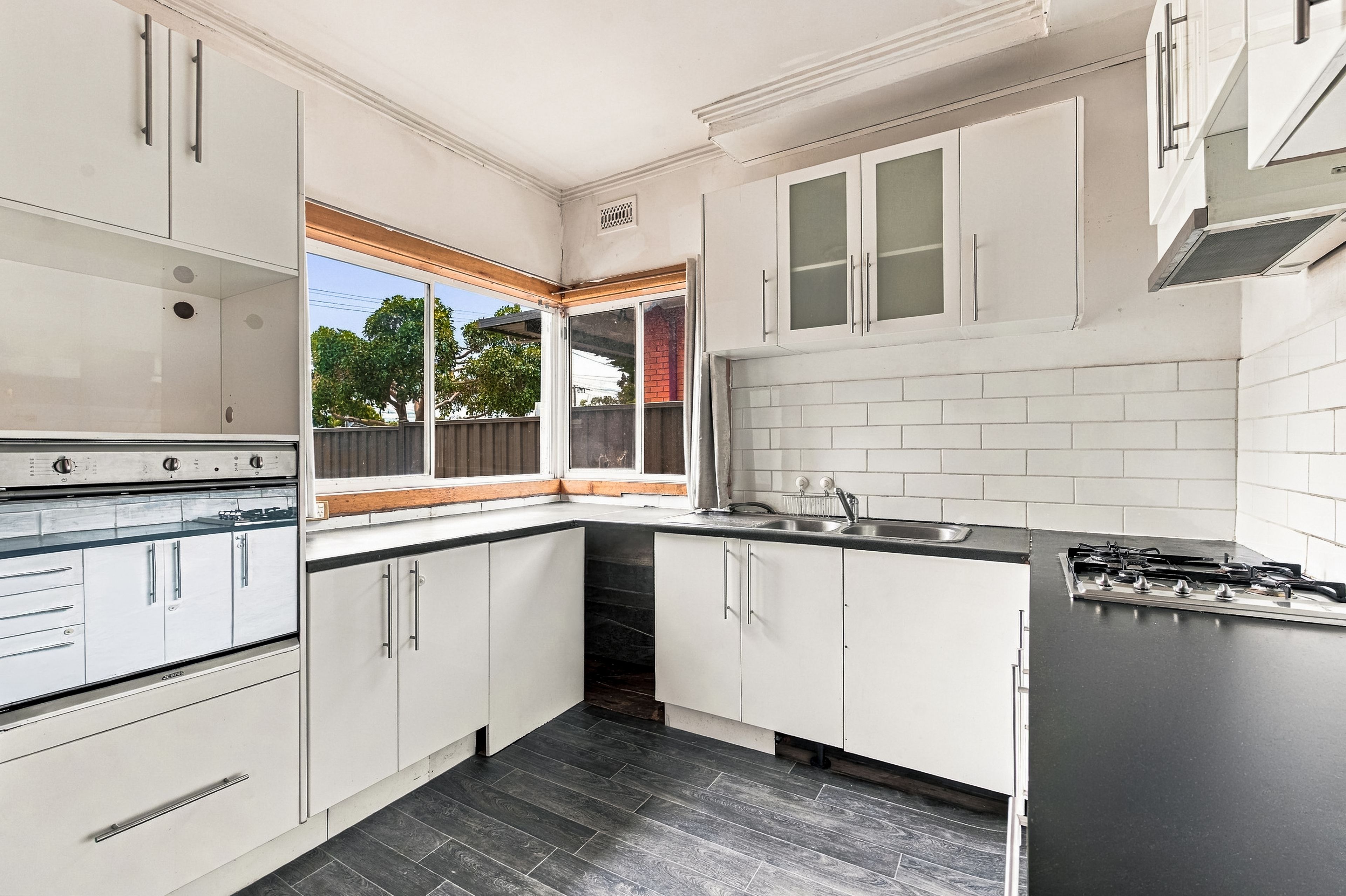 1/53 Howard Street — photo 3 of 10