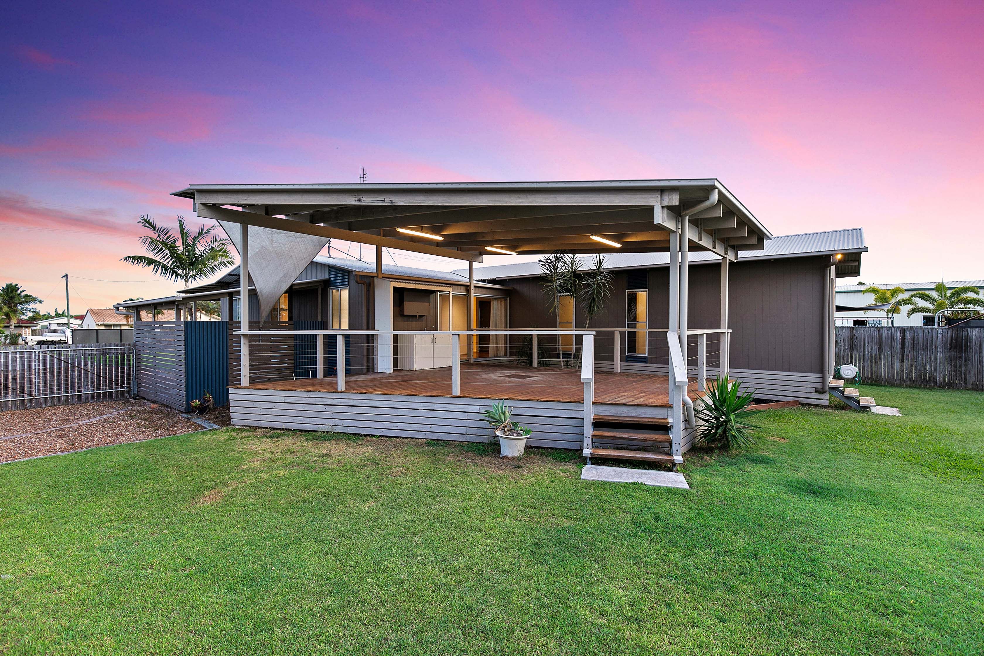 95 Honiton Street, Torquay, QLD 4655