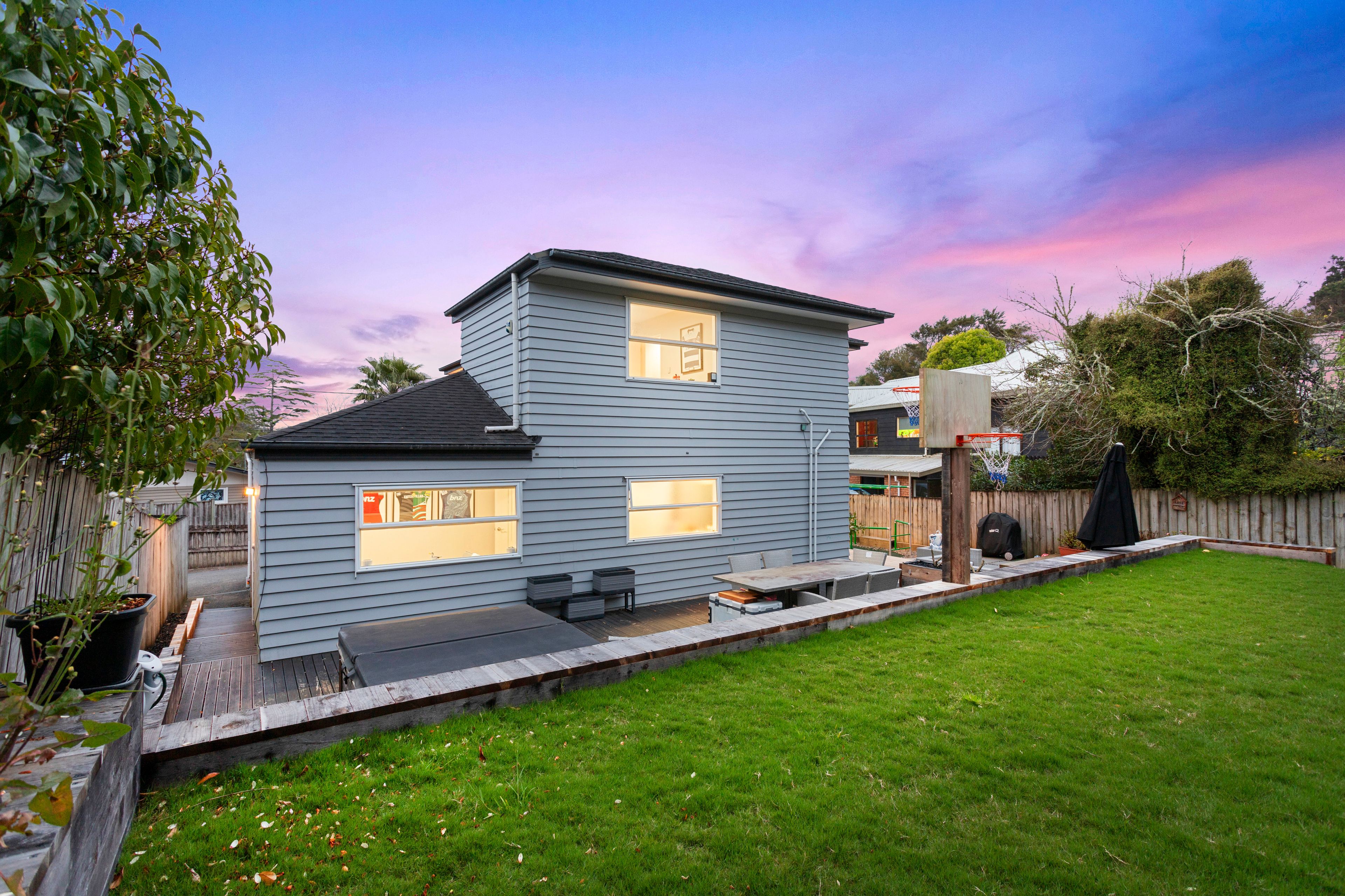9A Atkinson Road, Titirangi, Waitakere City