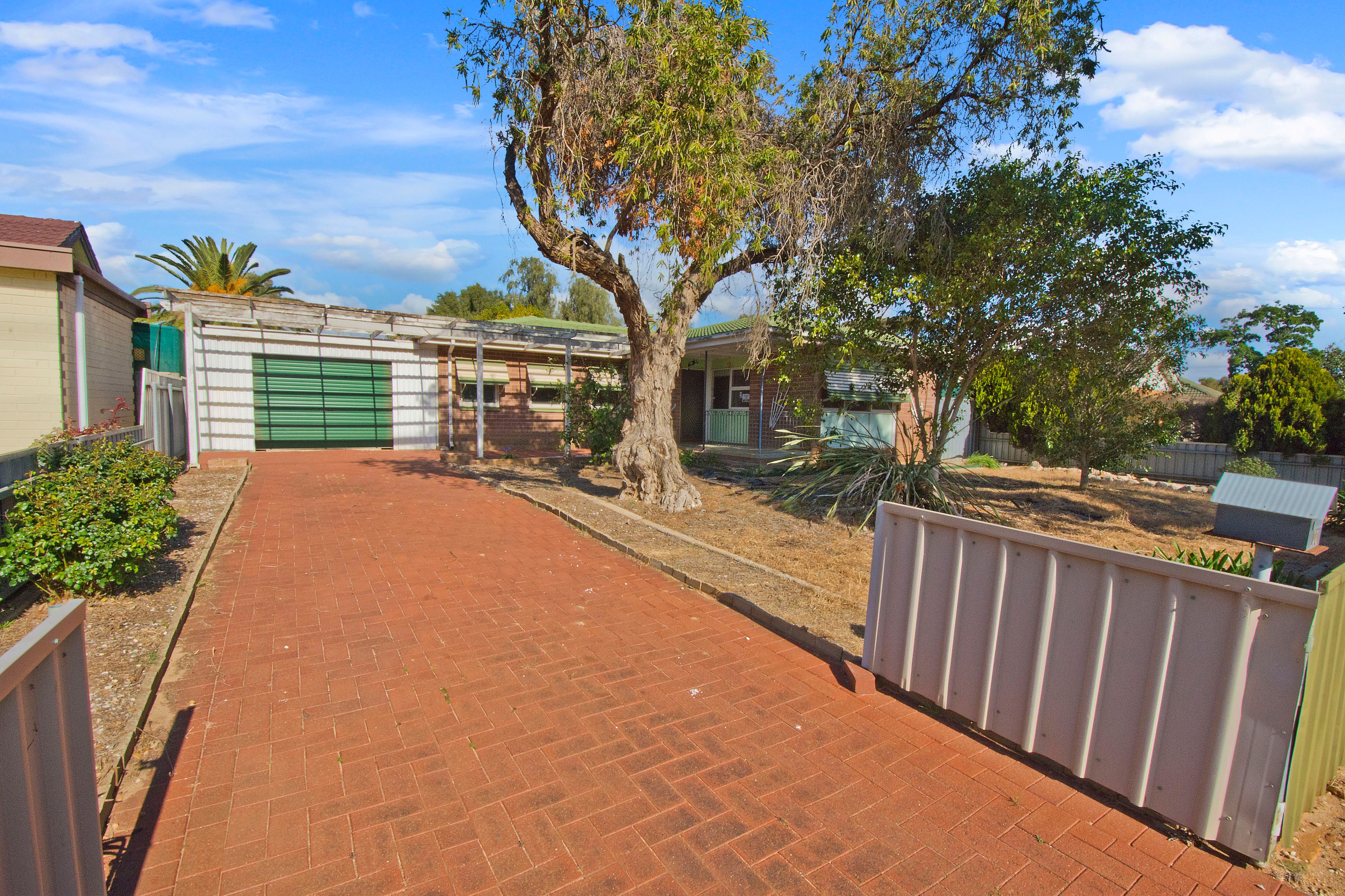 14 Marcian Avenue, Elizabeth Downs, SA 5113
