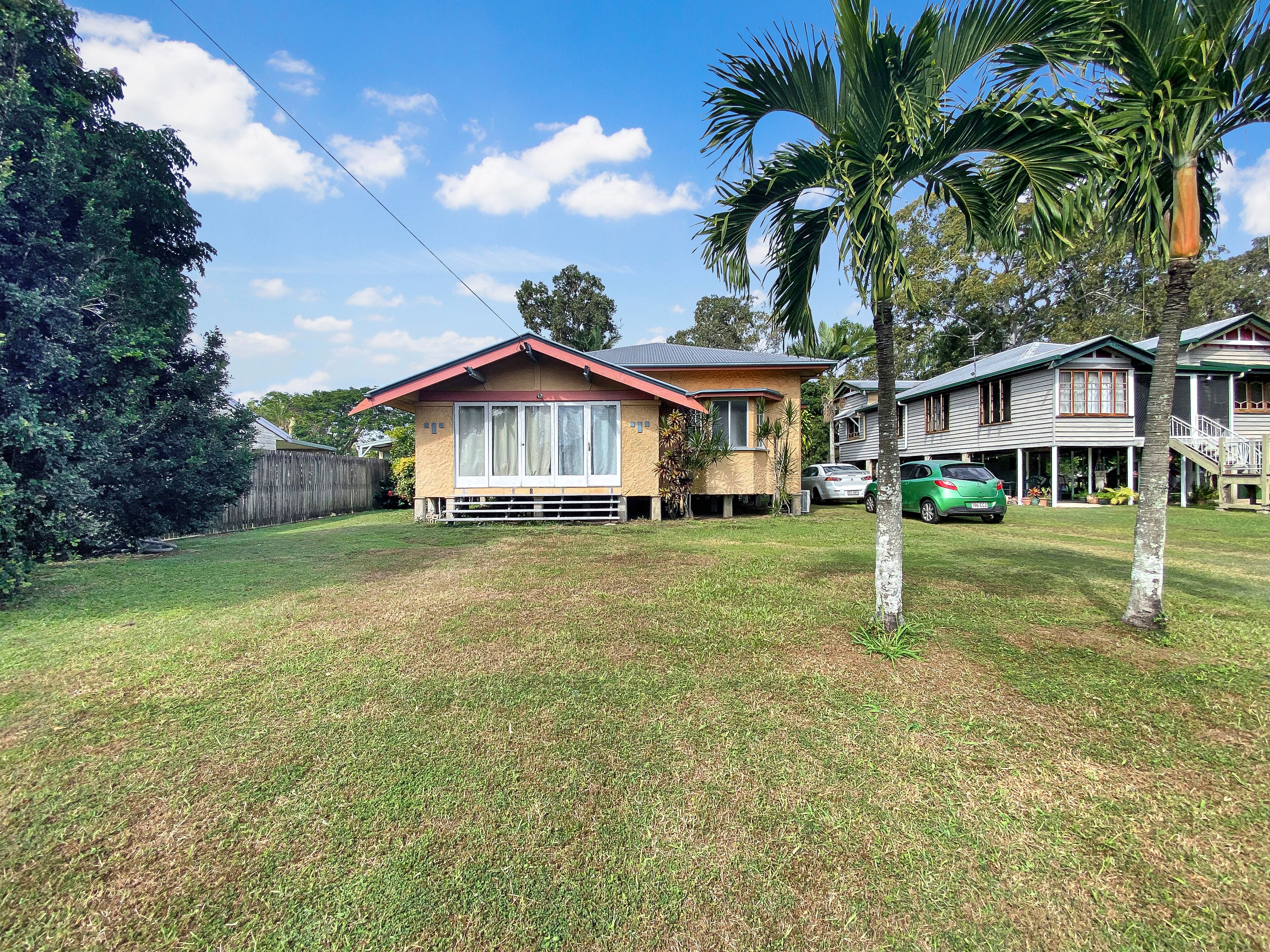 14 Manon Street, Armstrong Beach QLD 4737