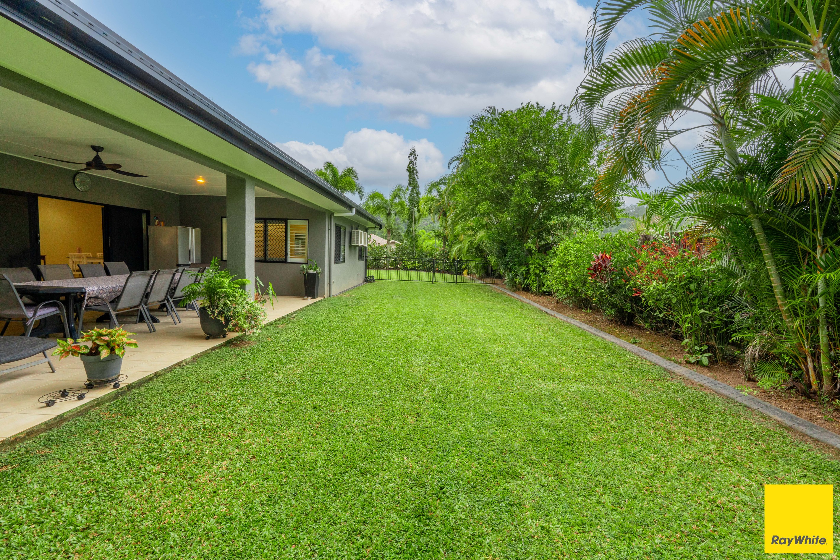 25 Surtees Close, Bentley Park, QLD 4869
