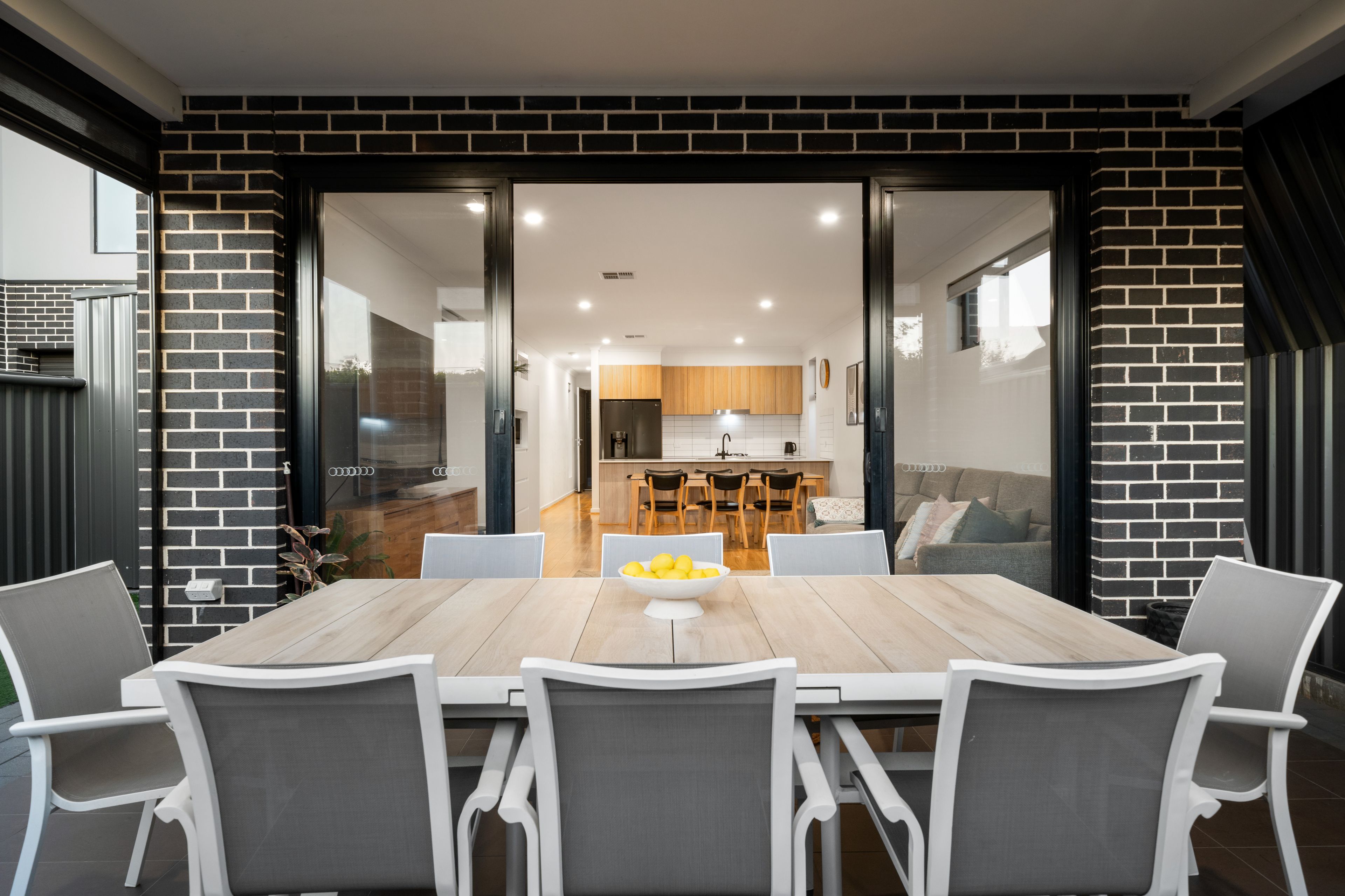 2/34A James Street — photo 15 of 28