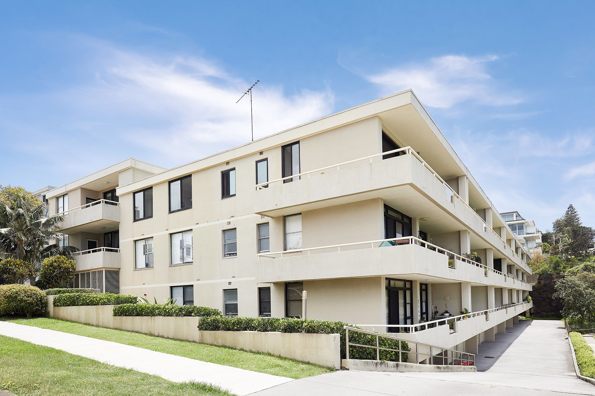 22/42-46 Diamond Bay Road — photo 16 of 20