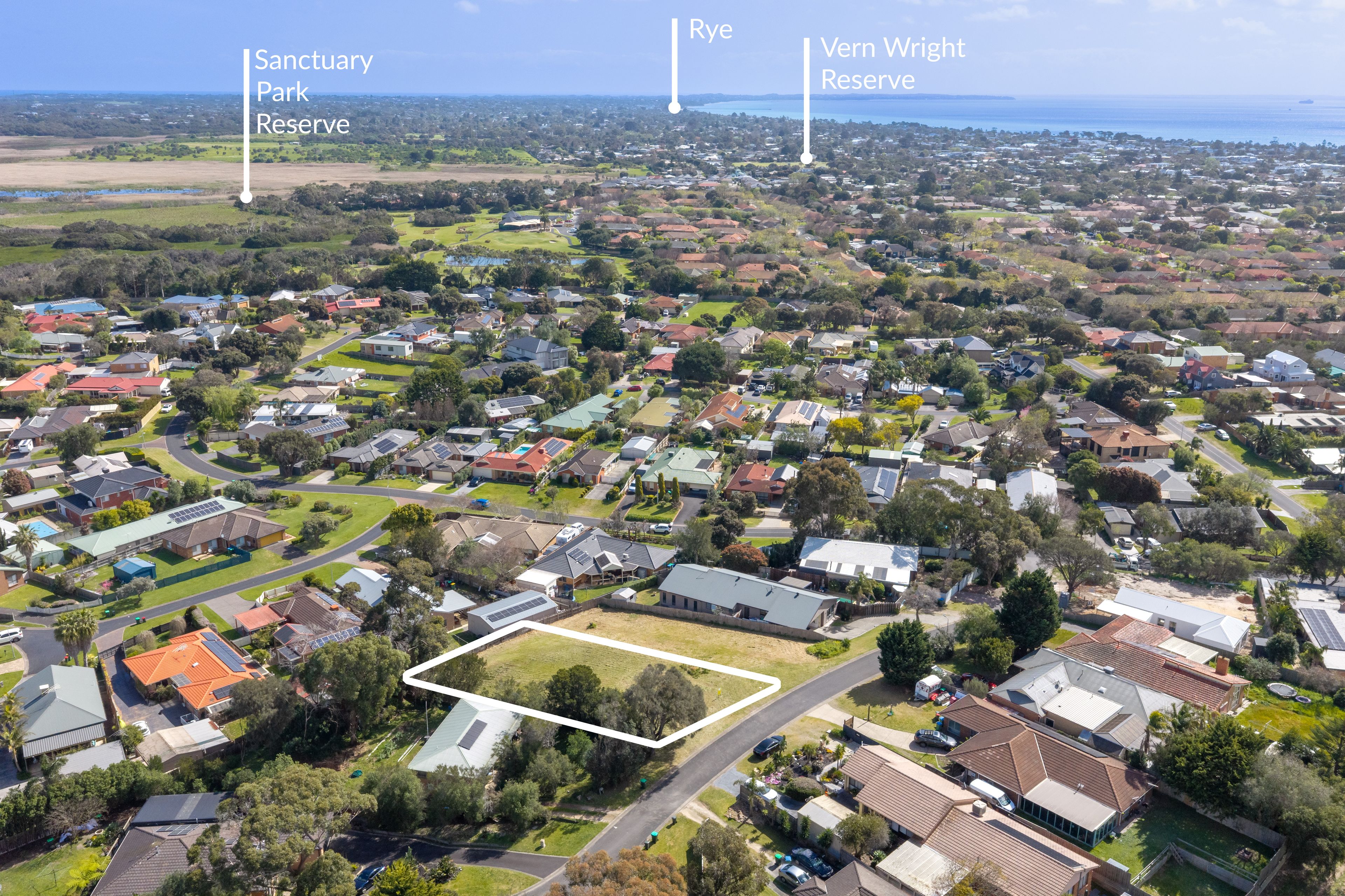 8 Currawong Court — photo 7 of 11