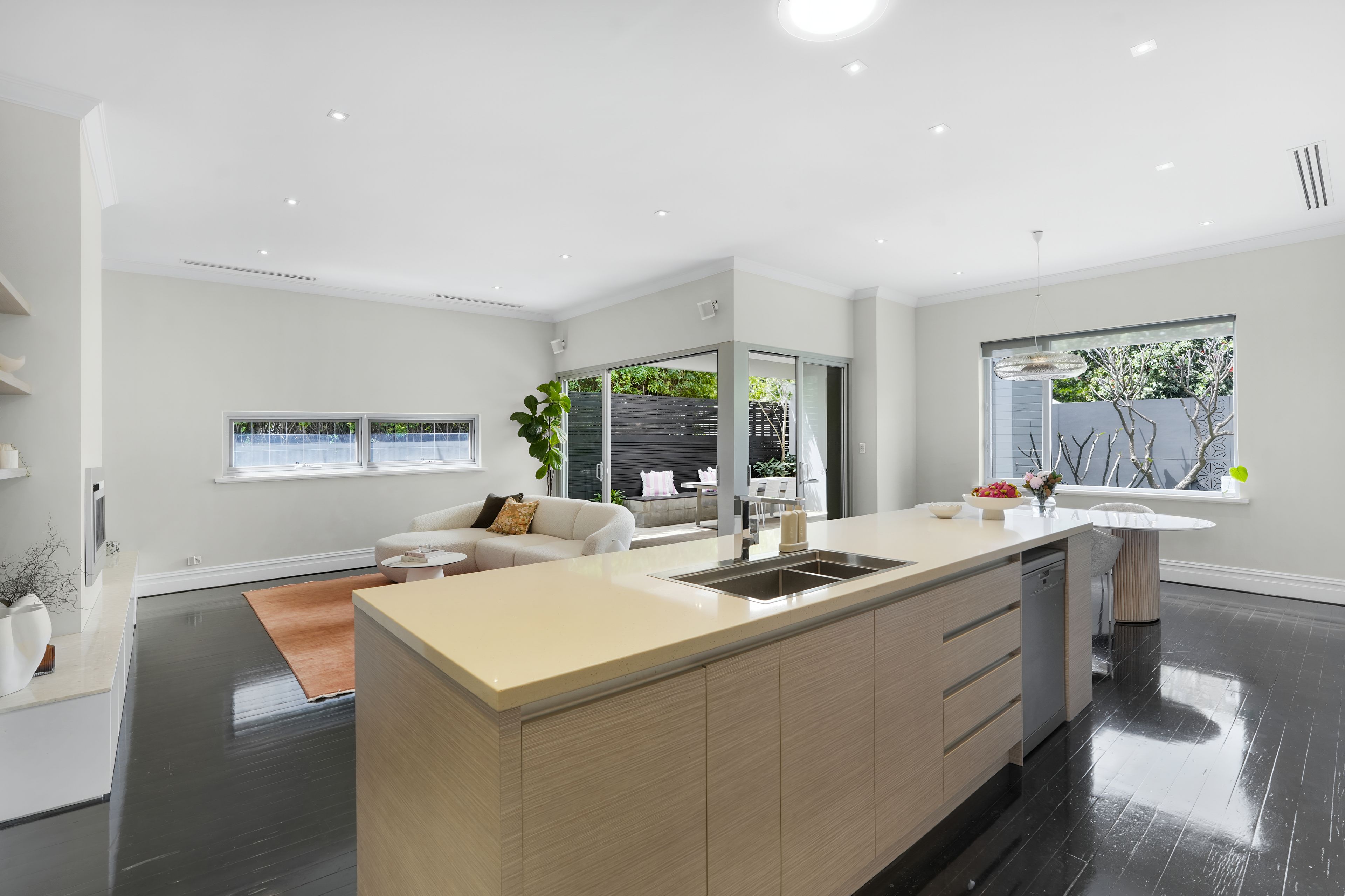 32 Buxton Street — photo 24 of 30