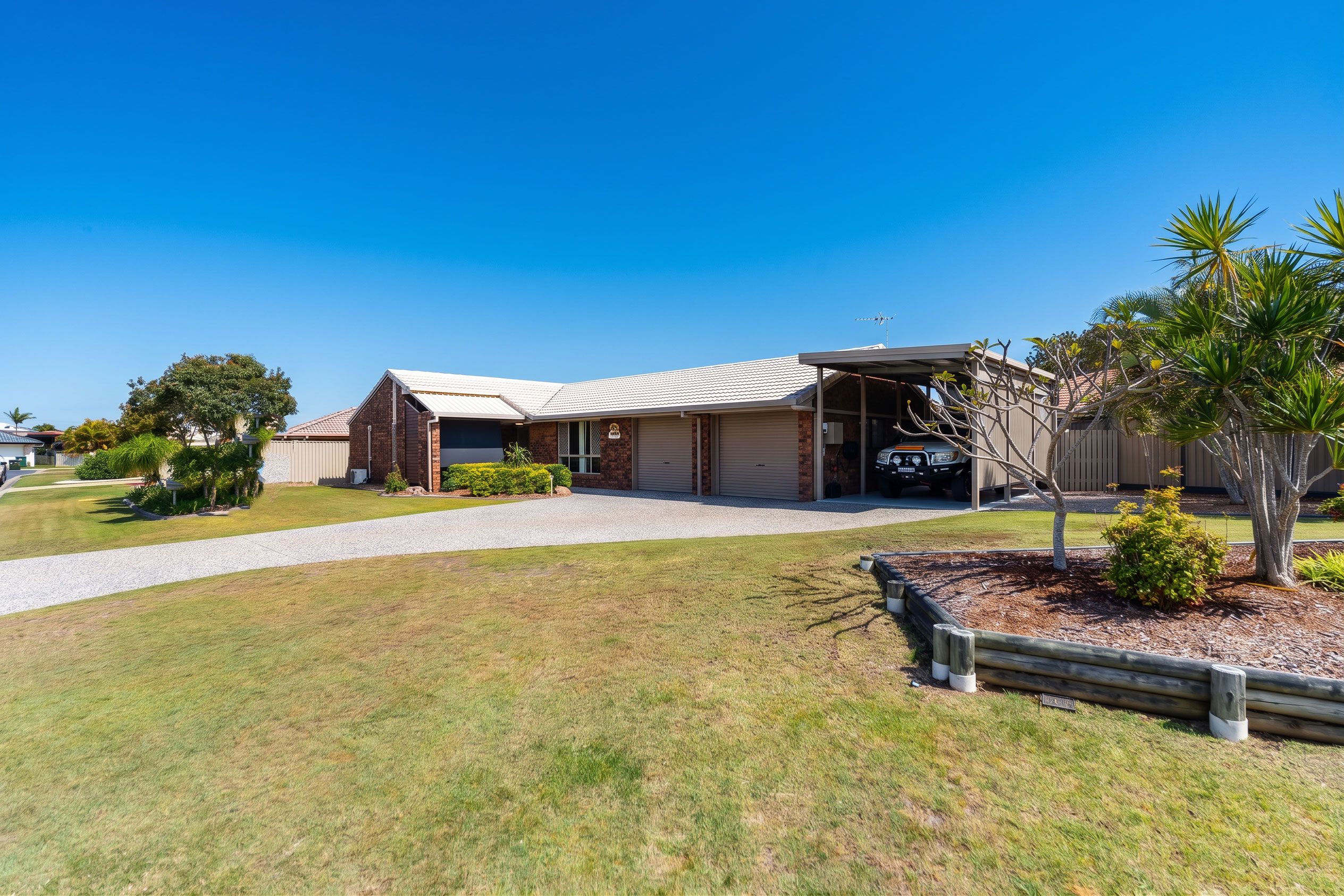 3-5 Keith Court — photo from Ray White Bribie Island