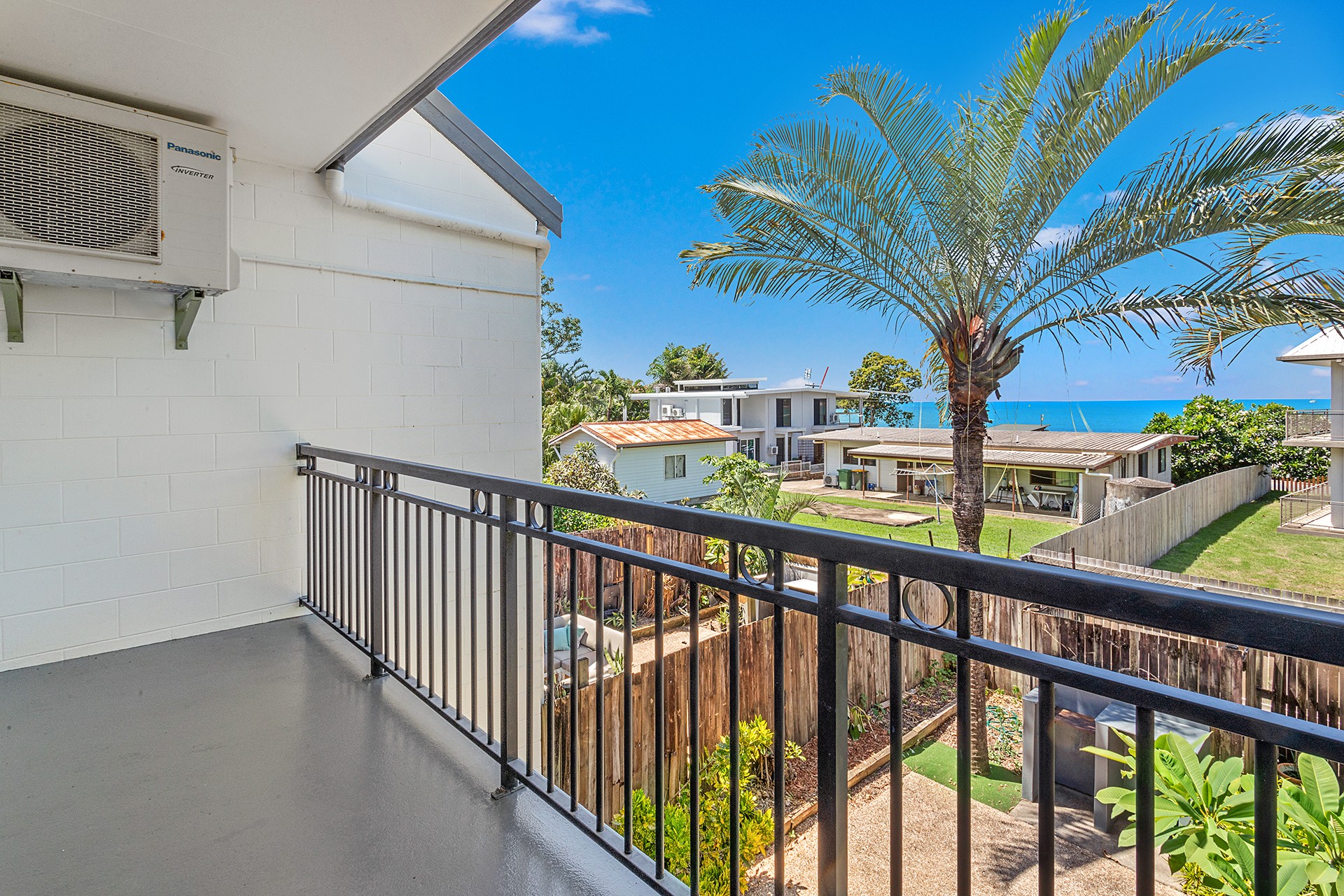 3/1 Pleasant Drive, Cannonvale, QLD 4802