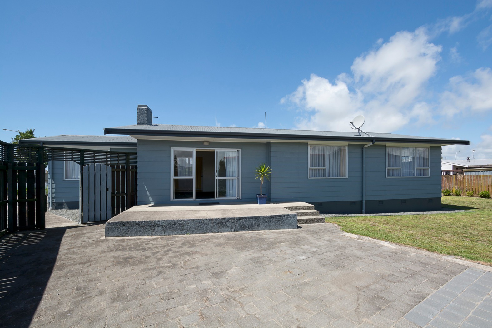 14 GIRVEN Road, Mt Maunganui, Tauranga City