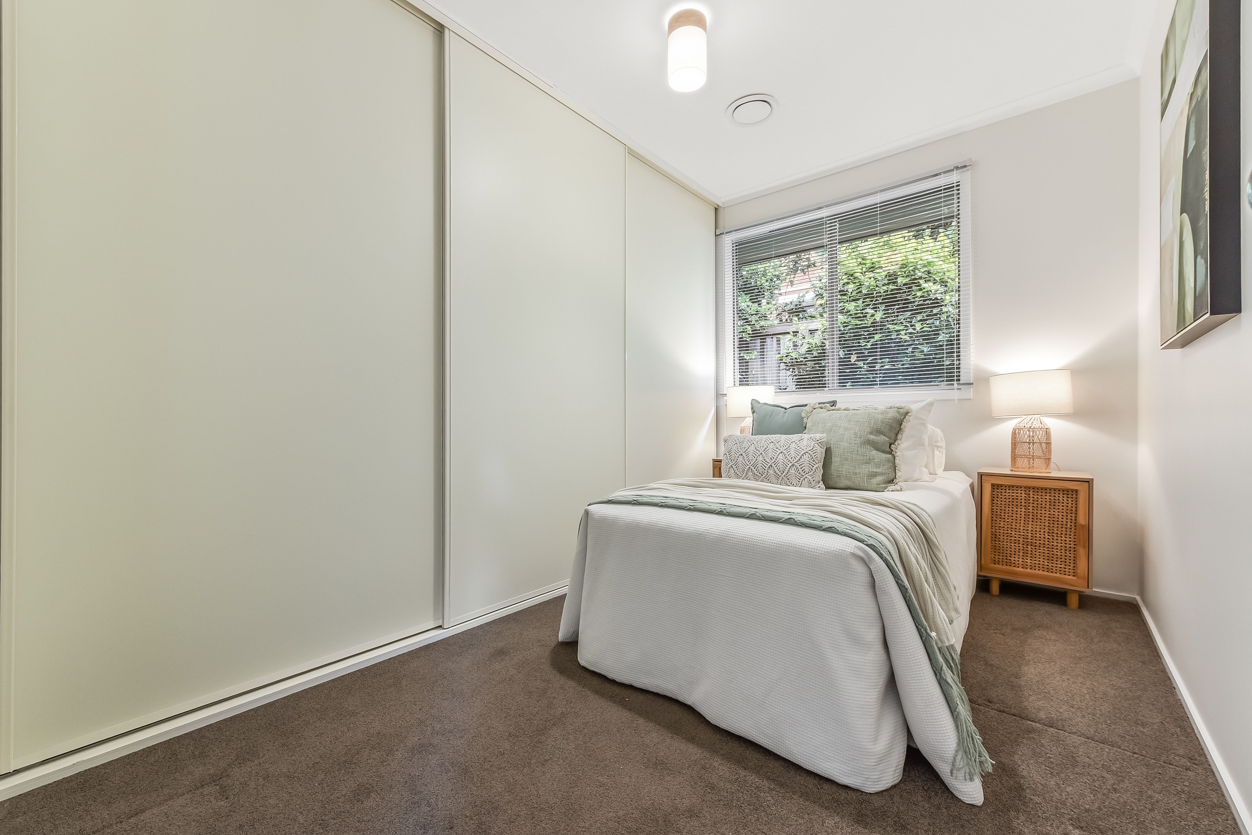 11 Leo Close — photo 12 of 17