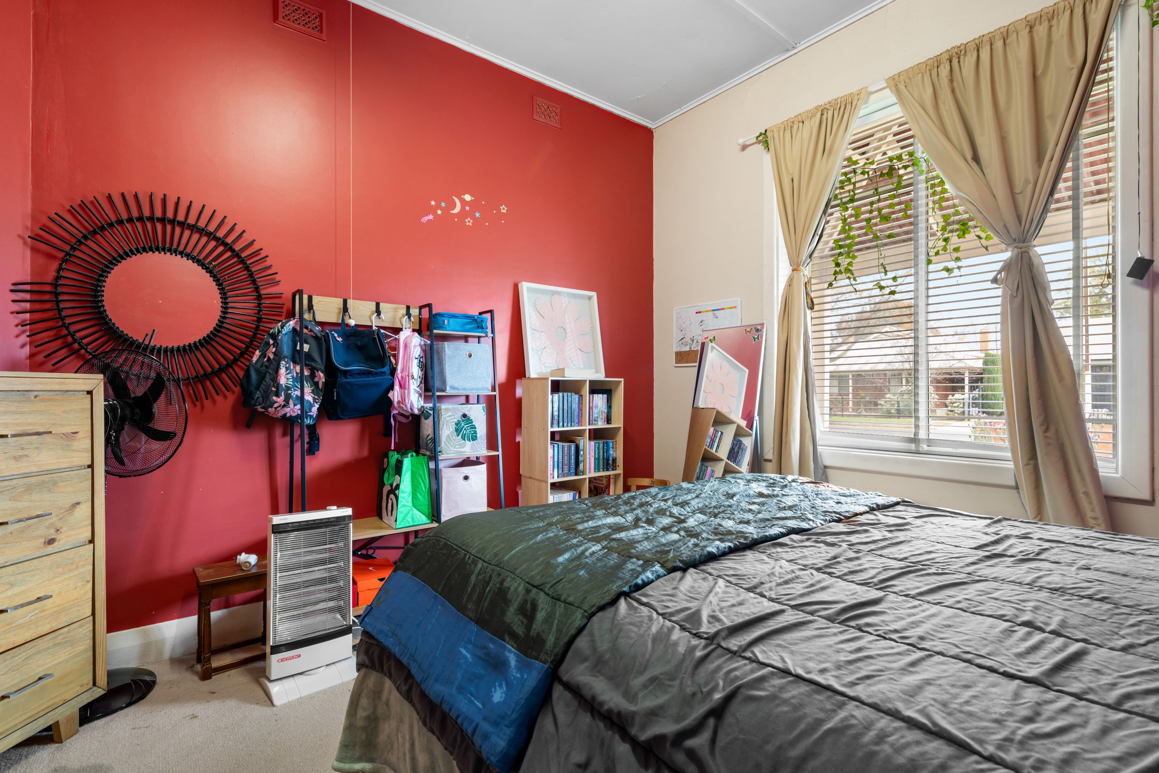 28 Reynell Street — photo 5 of 20