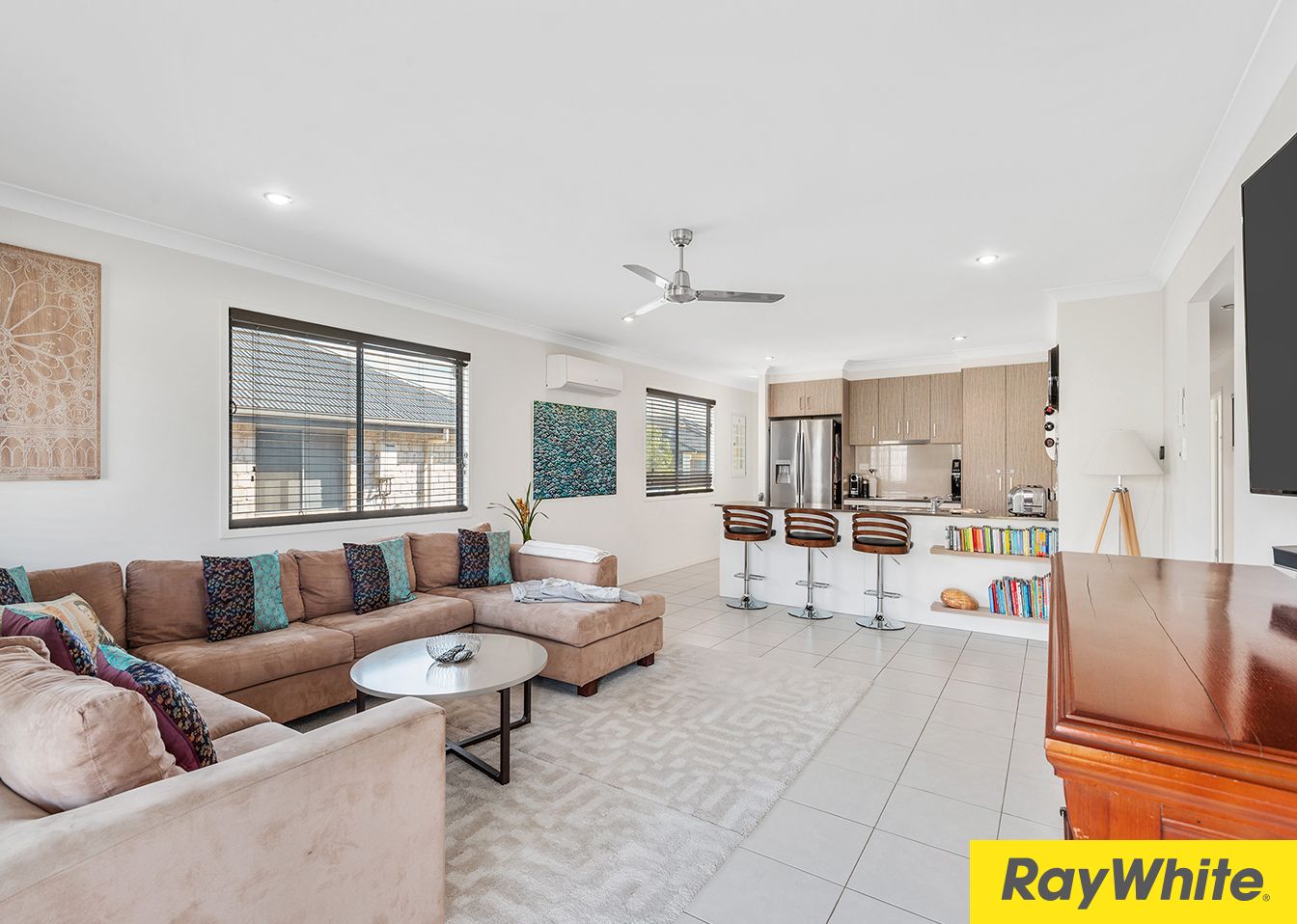 24 Oakmoss Drive, Springfield Lakes, QLD 4300